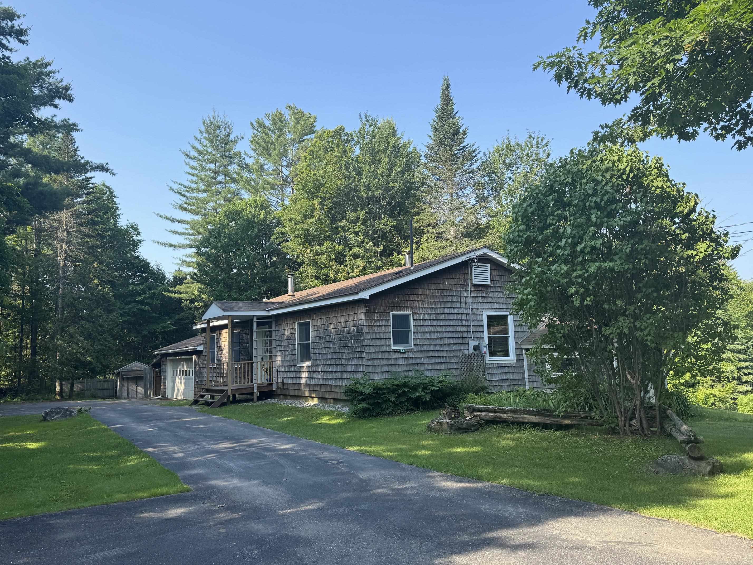 806 Maple Hill Road Property Photo 4