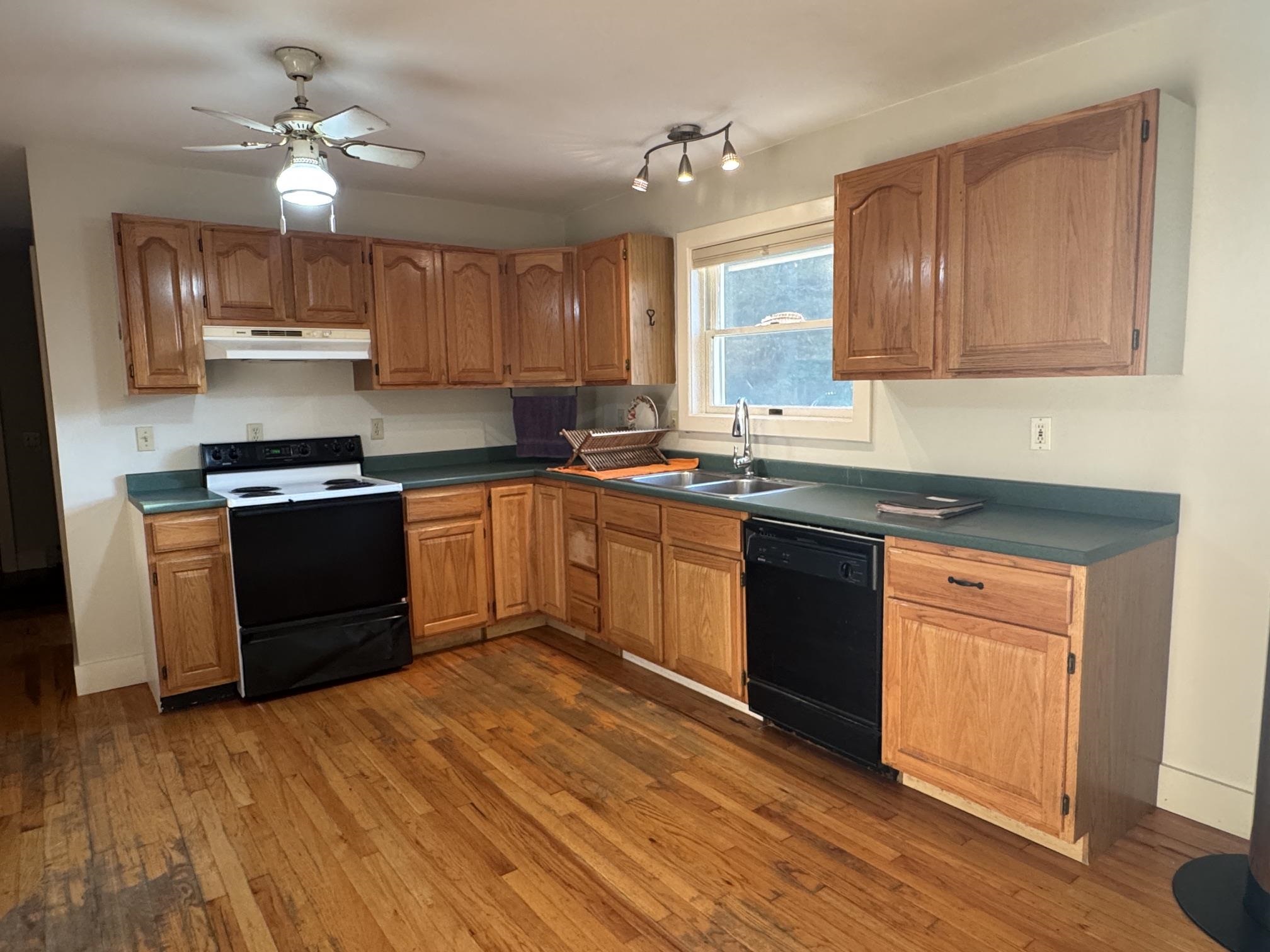 806 Maple Hill Road Property Photo 32