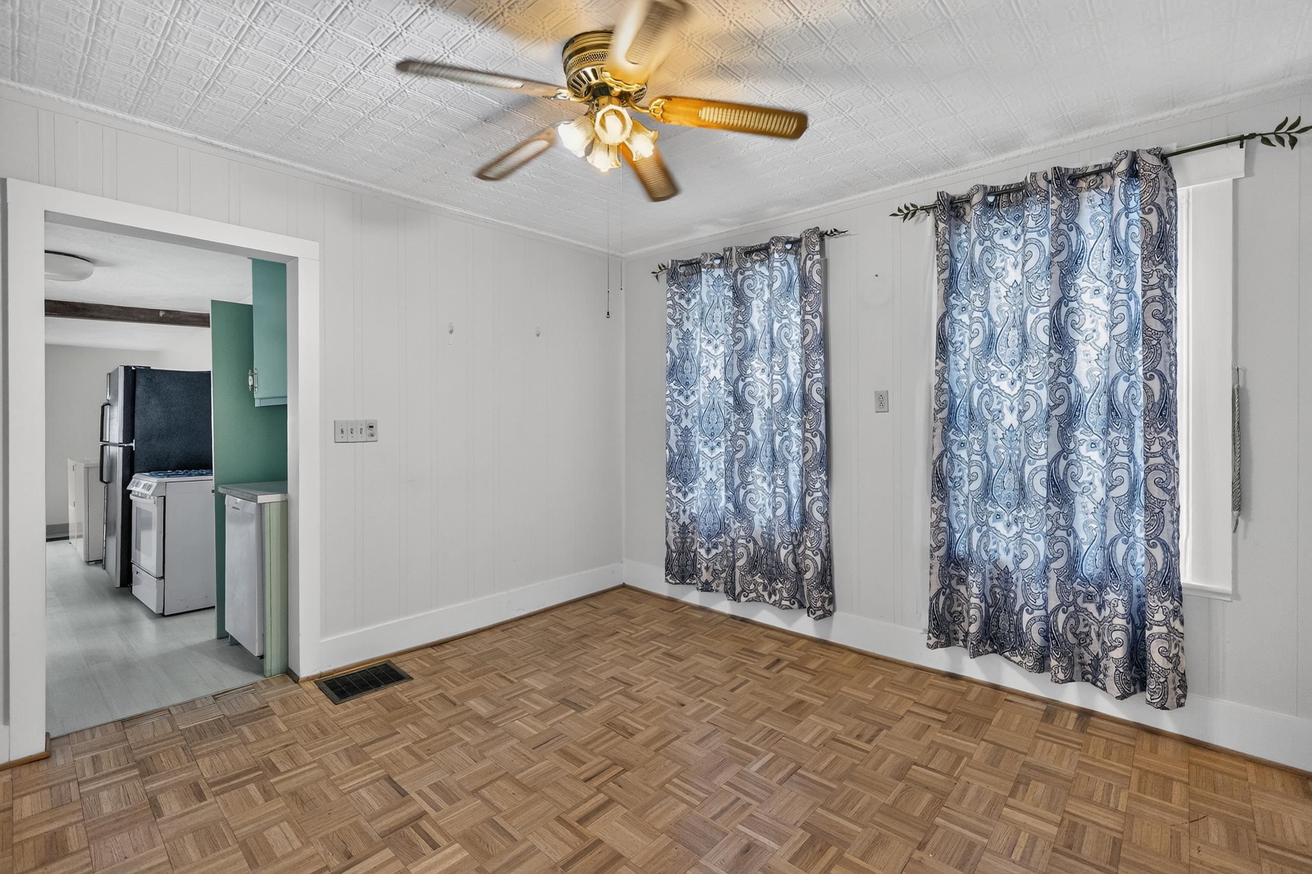 148 Parker Street Property Photo 15