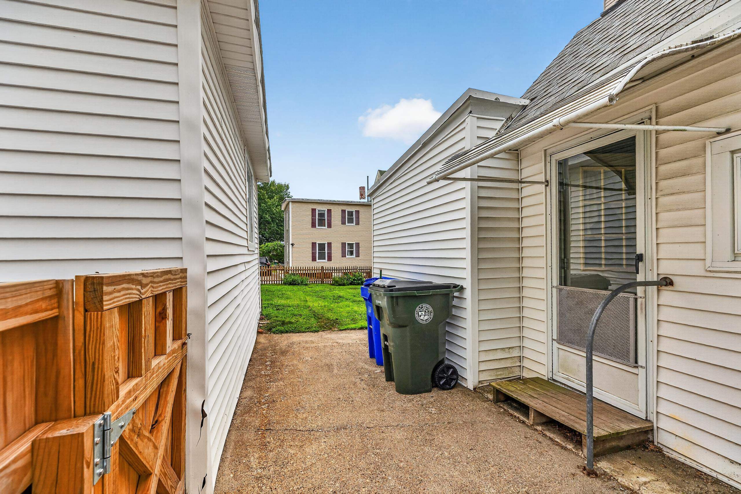 148 Parker Street Property Photo 44
