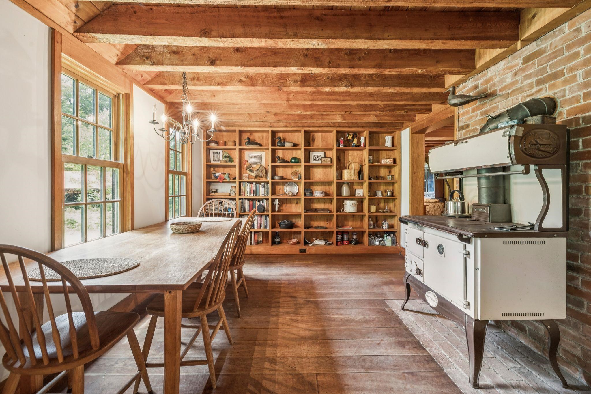 38 Ordway Road Property Photo 4