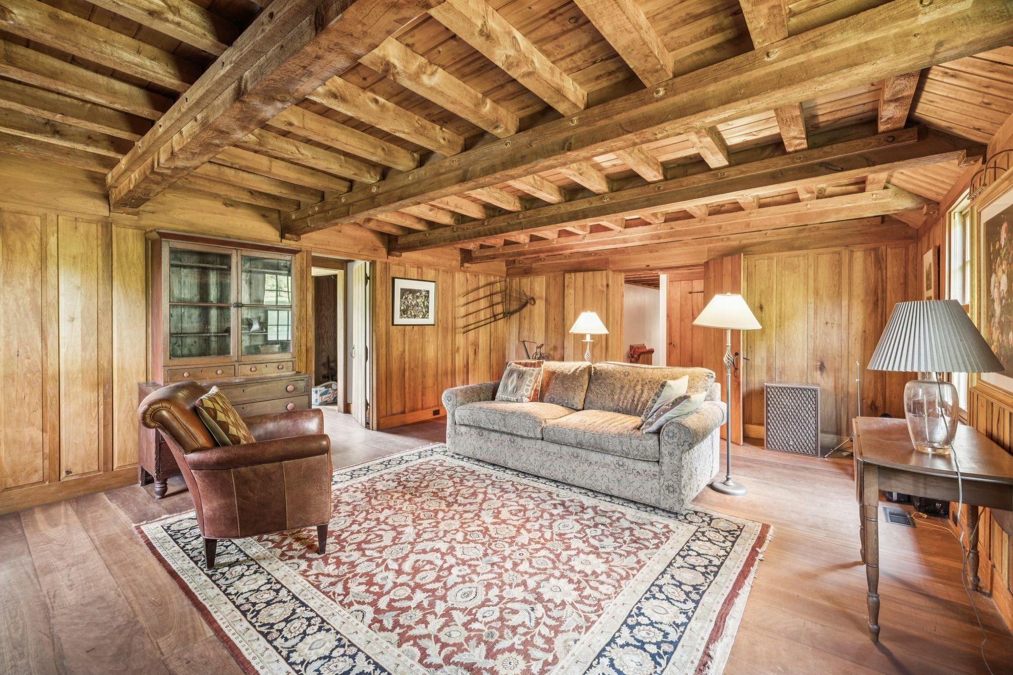 38 Ordway Road Property Photo 9