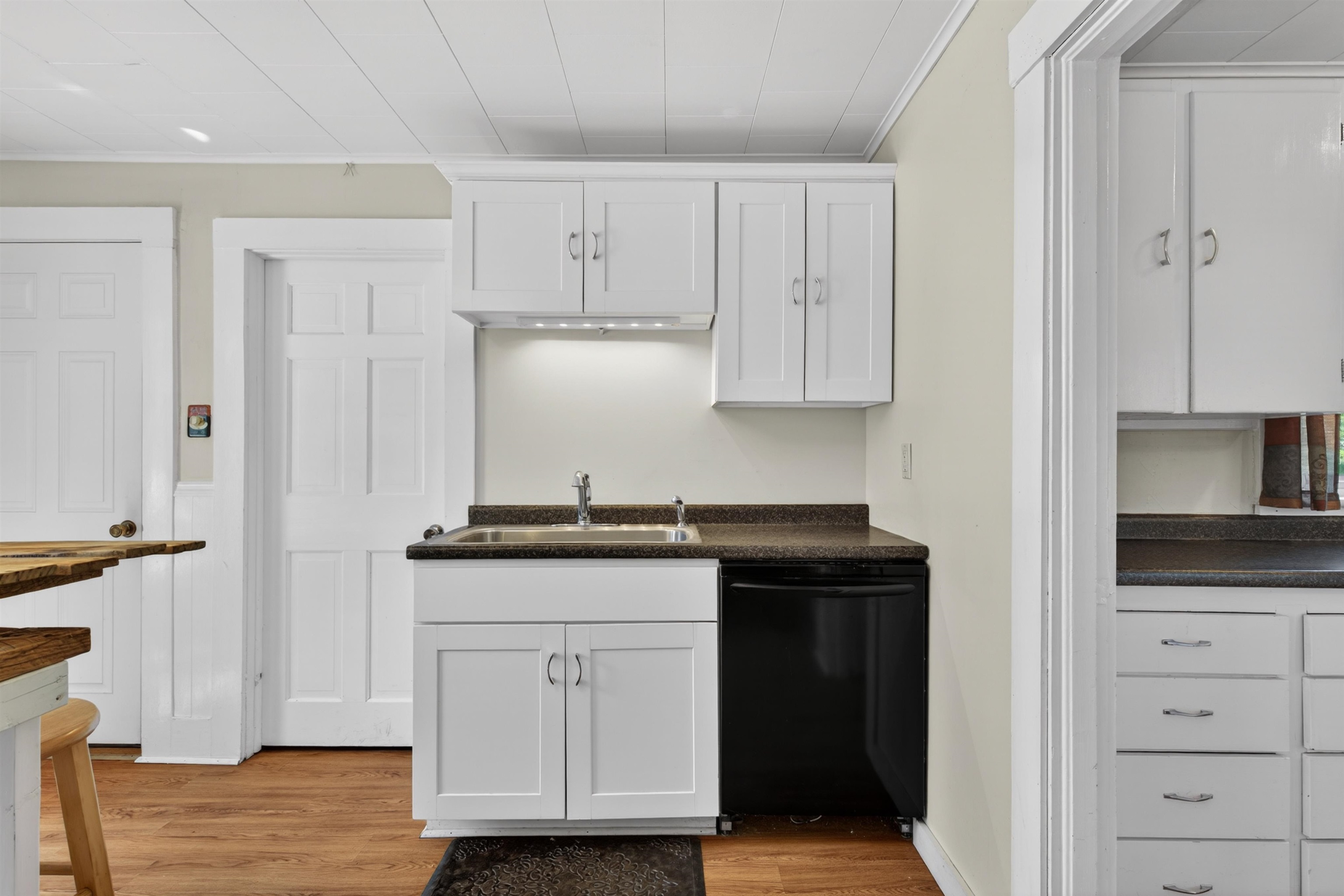 9 Park Street Property Photo 15