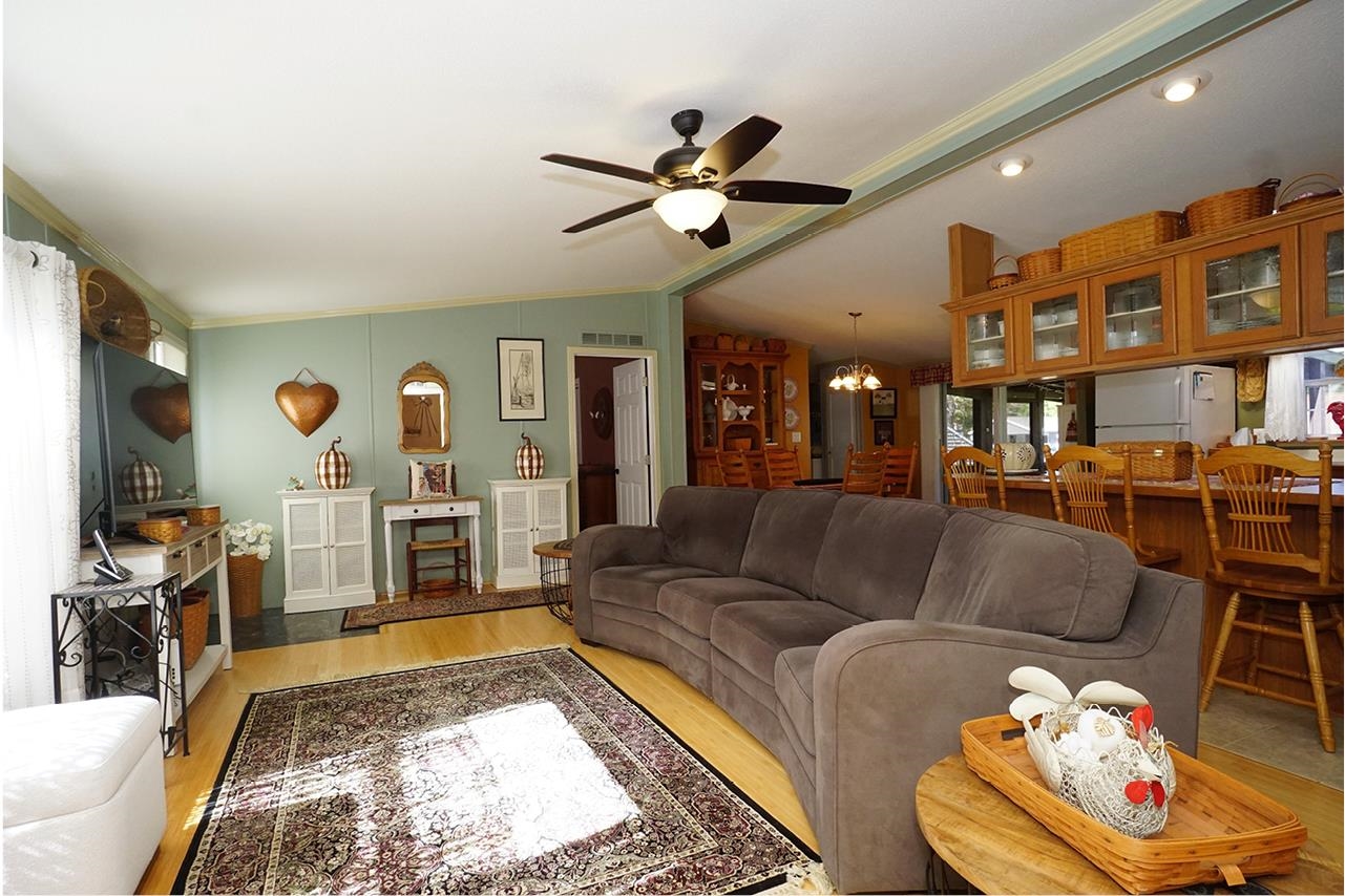 28 West Street Property Photo 8
