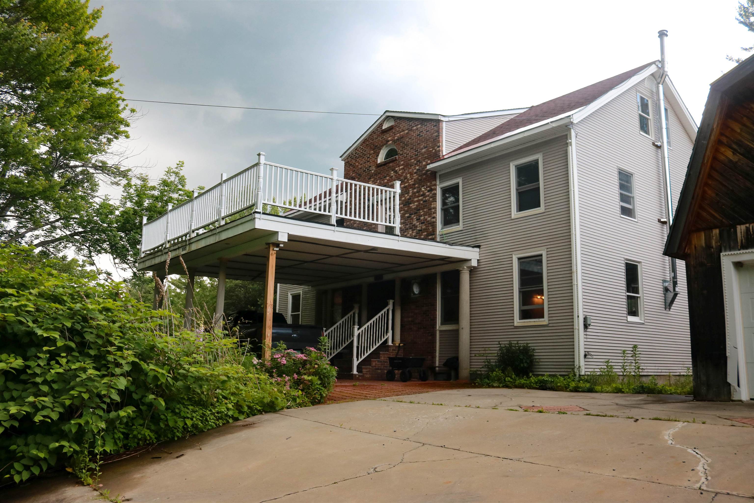 1081 Beaver Meadow Road Property Photo 1