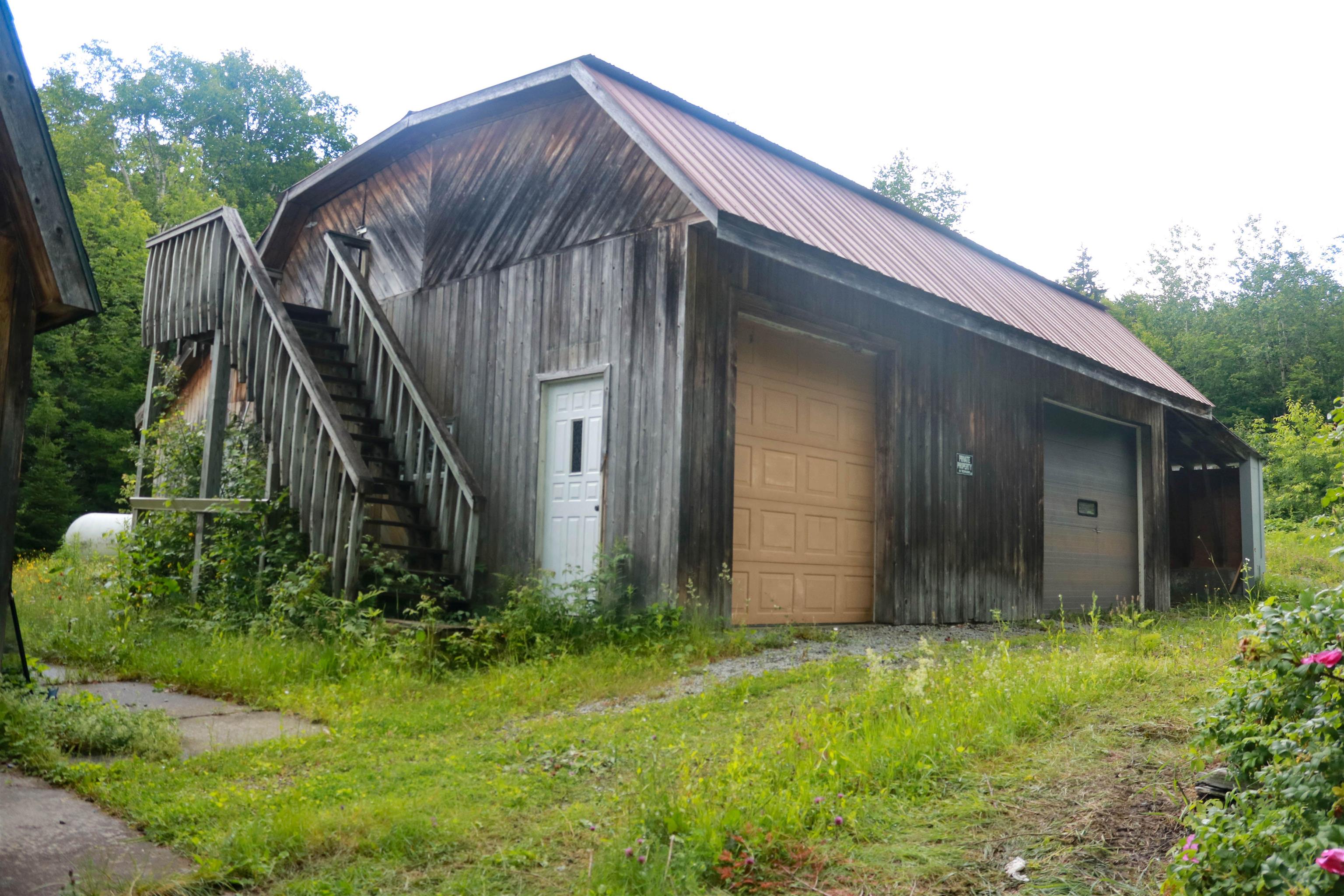 1081 Beaver Meadow Road Property Photo 3