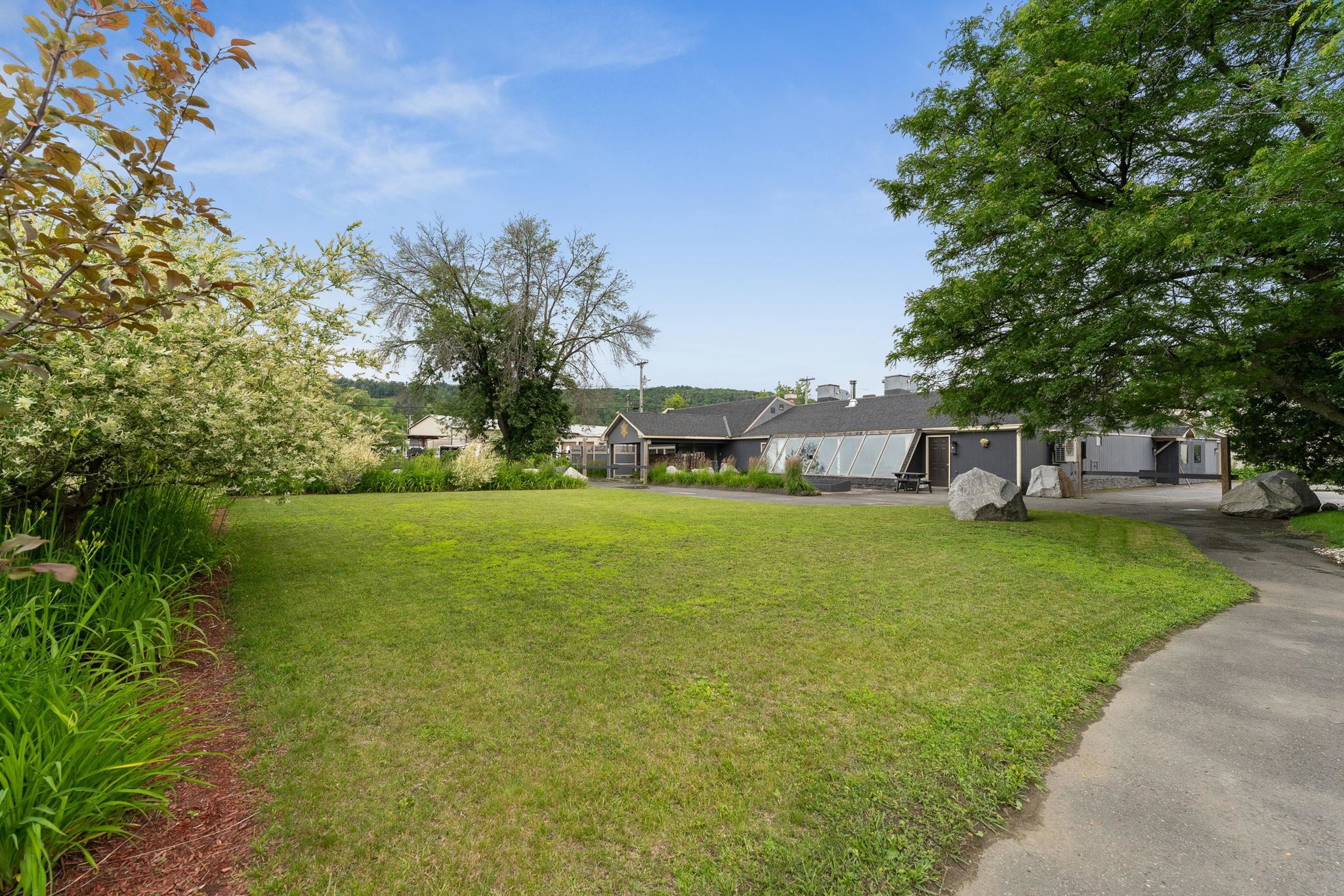 435 North Main Street Property Photo 1