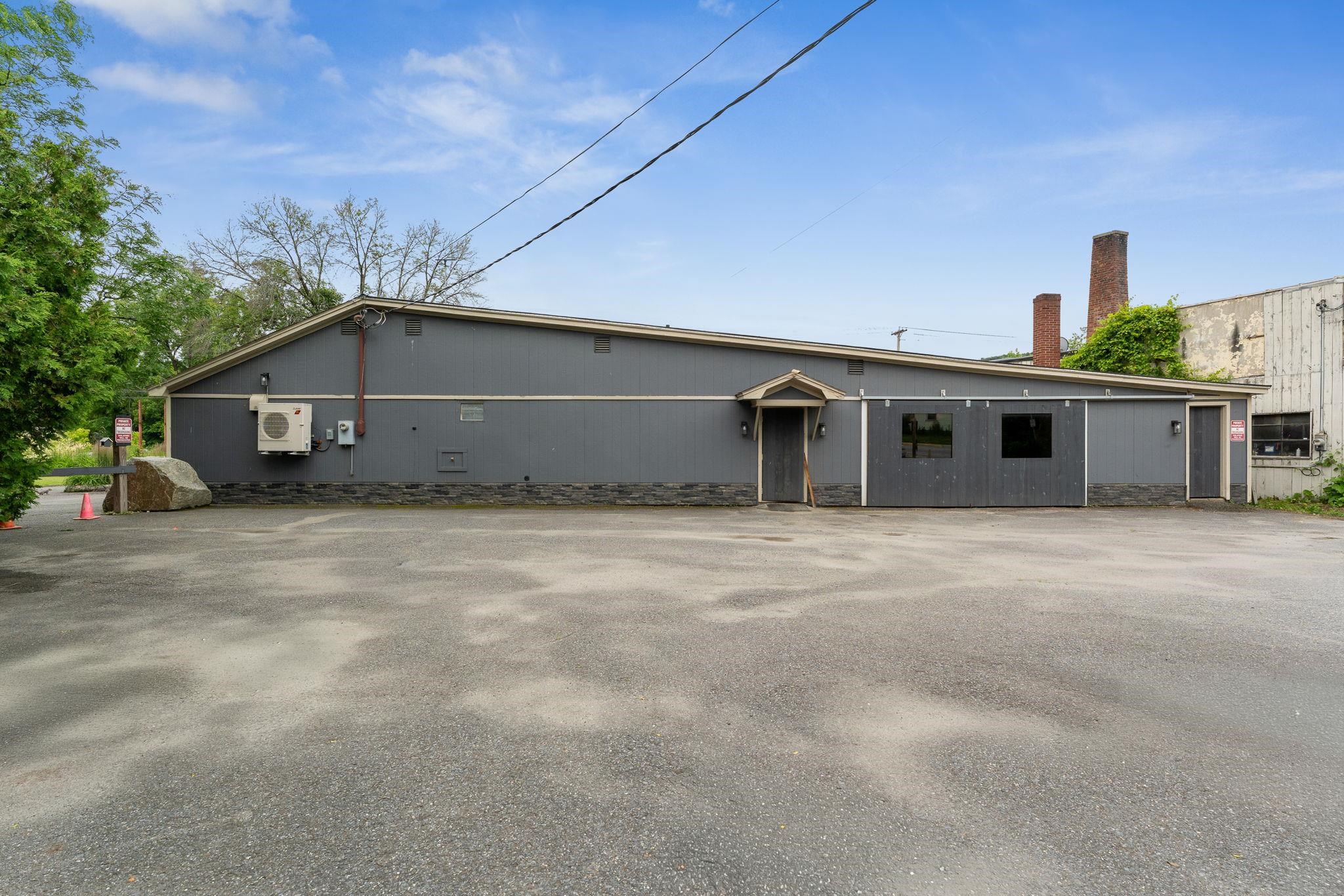 435 North Main Street Property Photo 2