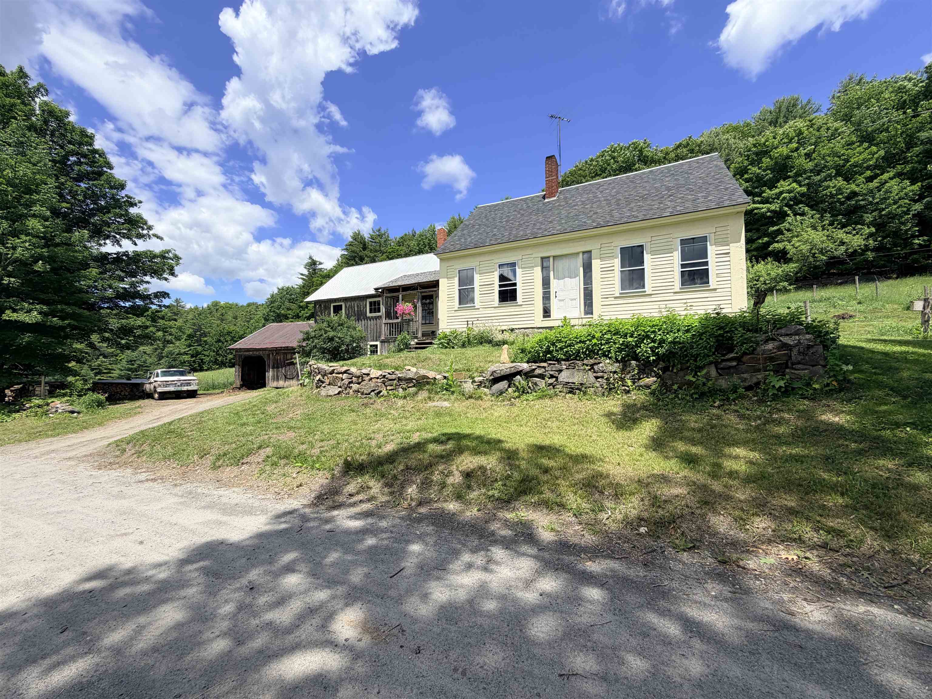 575 Somers Road Property Photo 1
