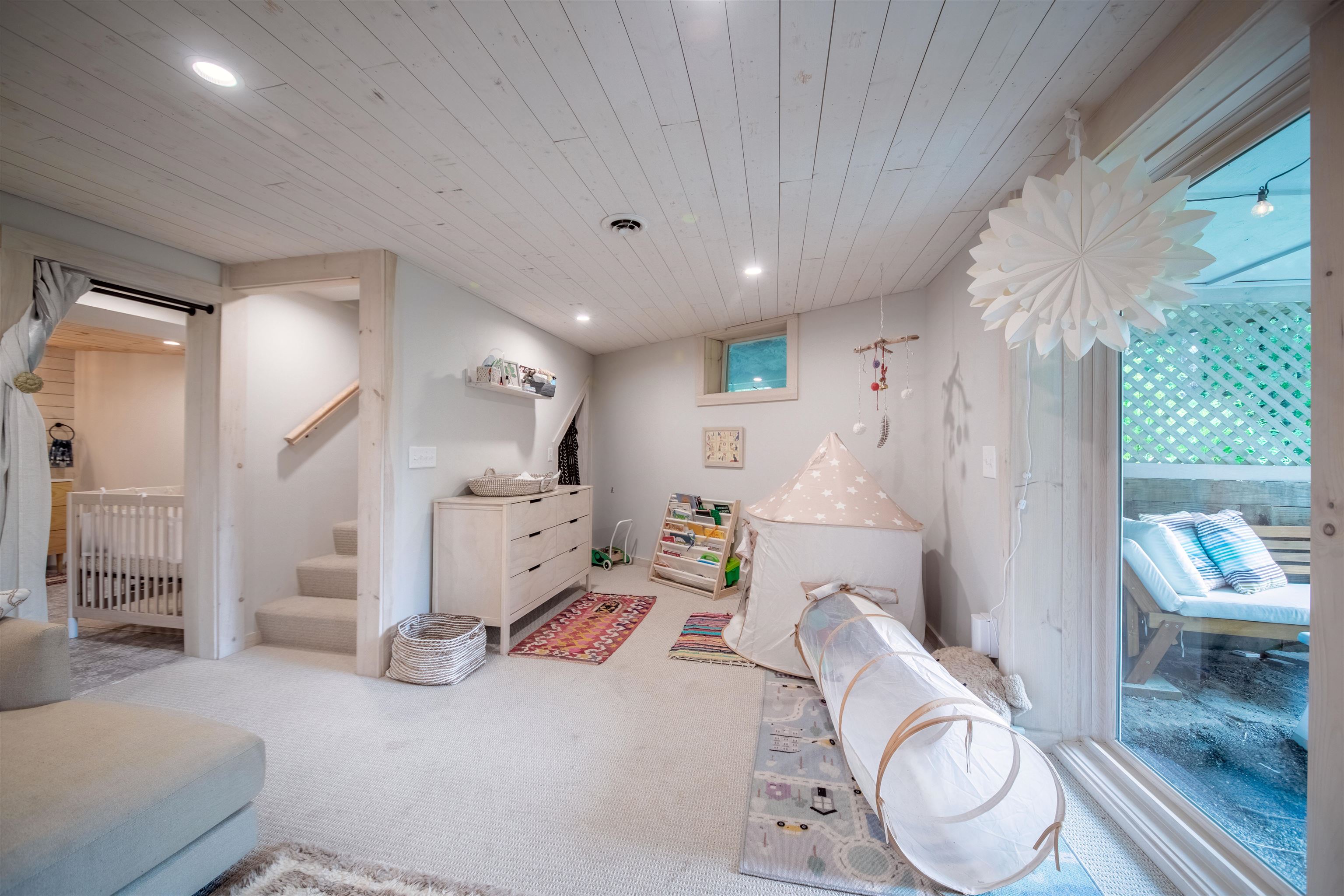 239 Harwood Place Property Photo 14