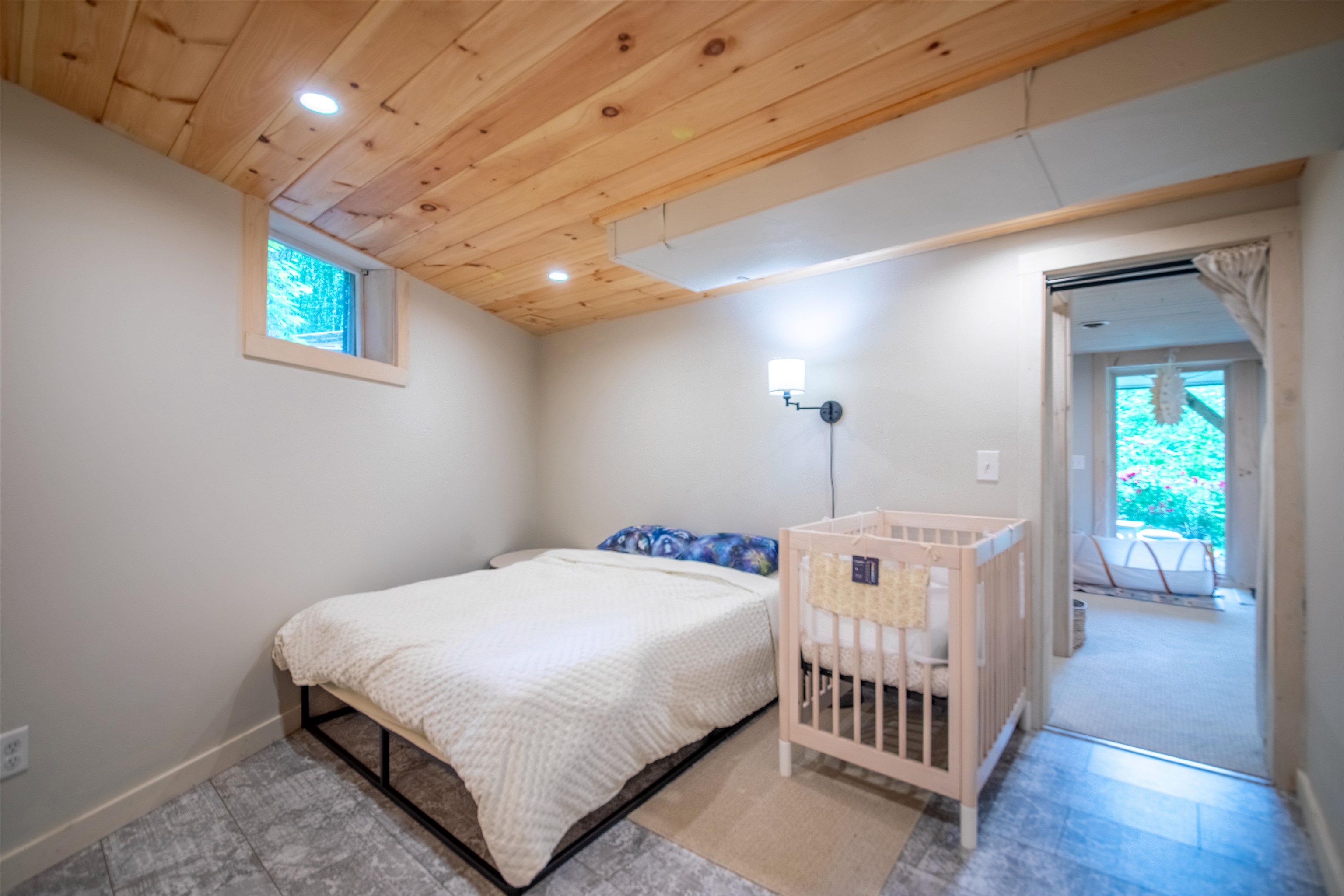 239 Harwood Place Property Photo 15