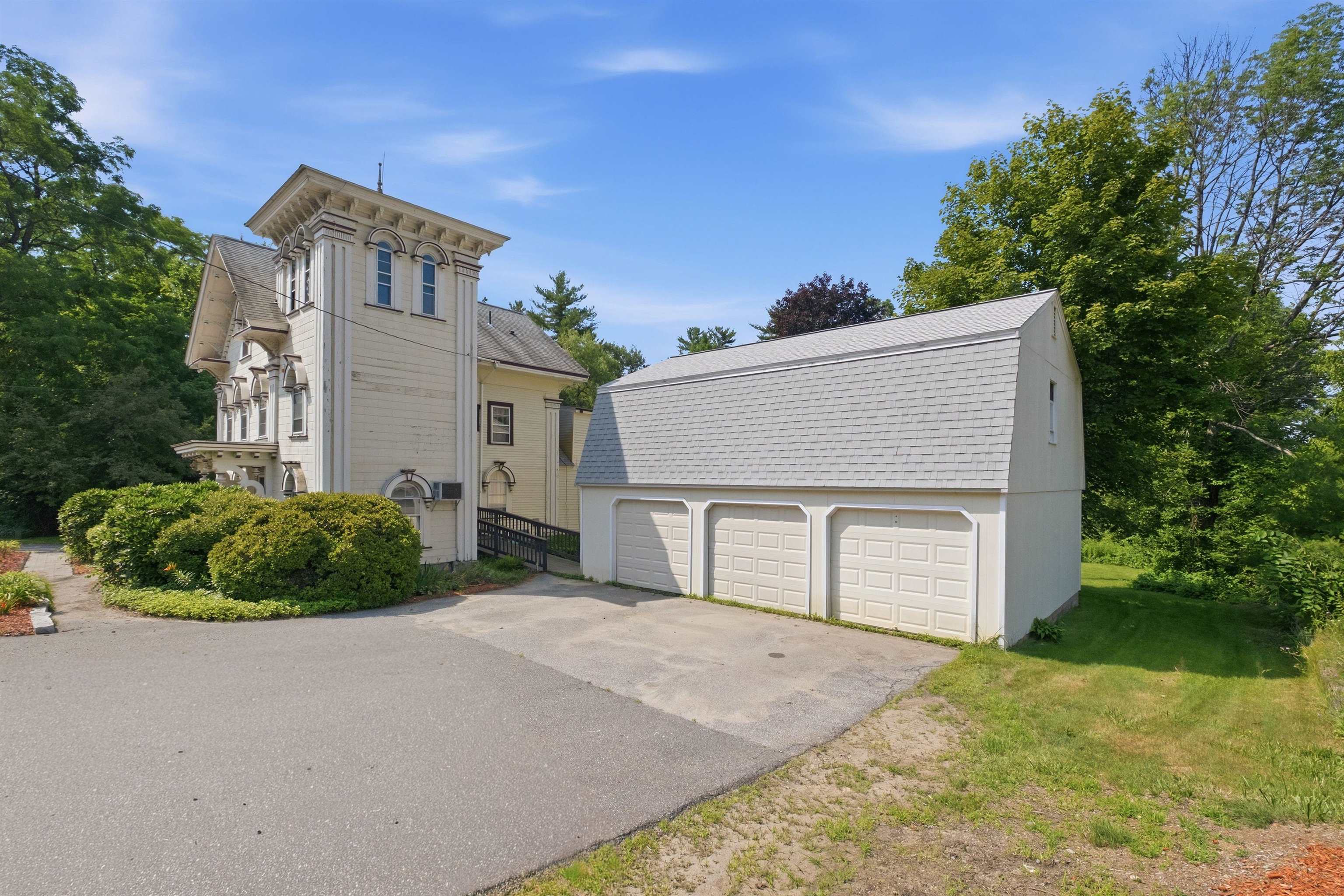 386 Pembroke Street Property Photo 4