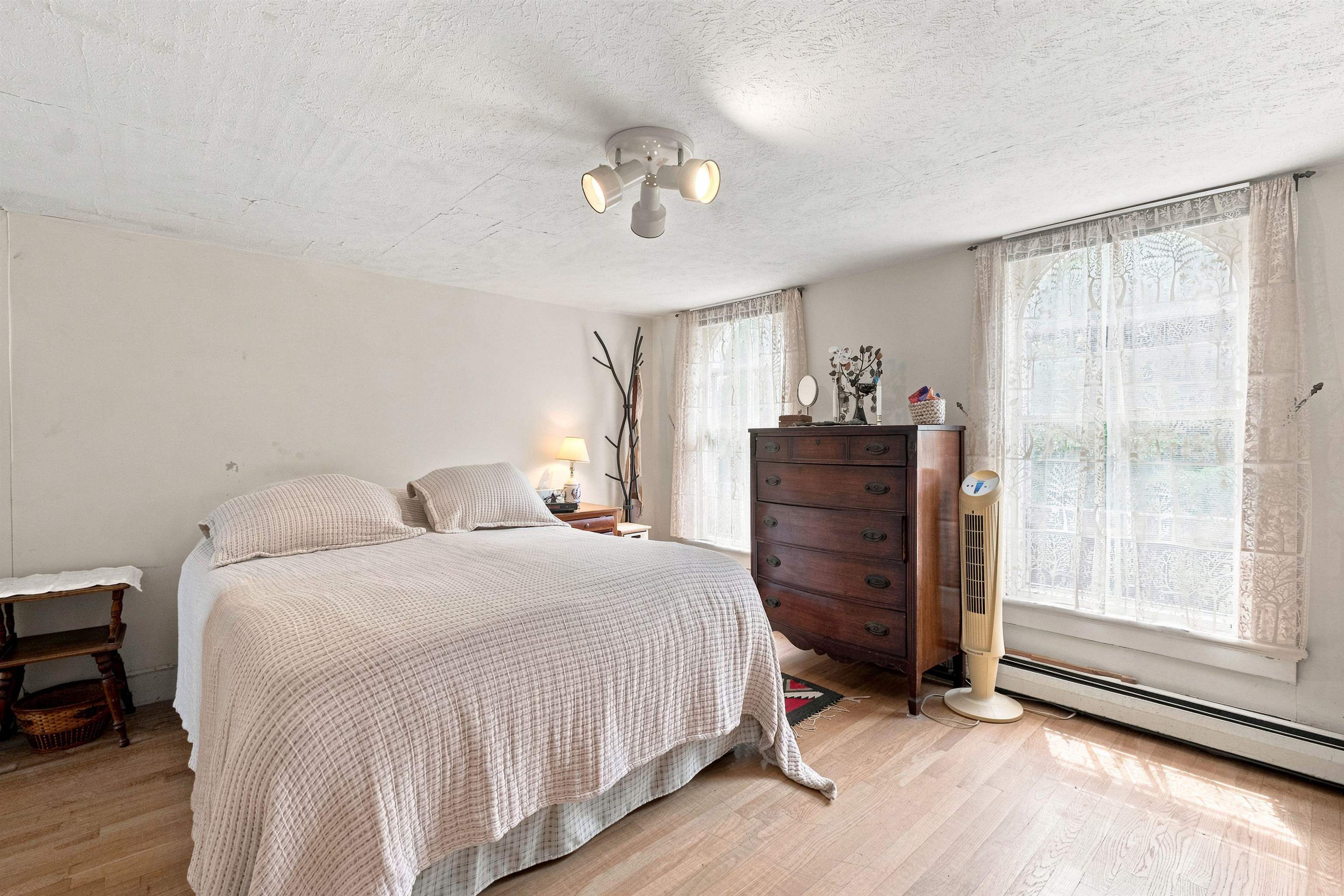 386 Pembroke Street Property Photo 27