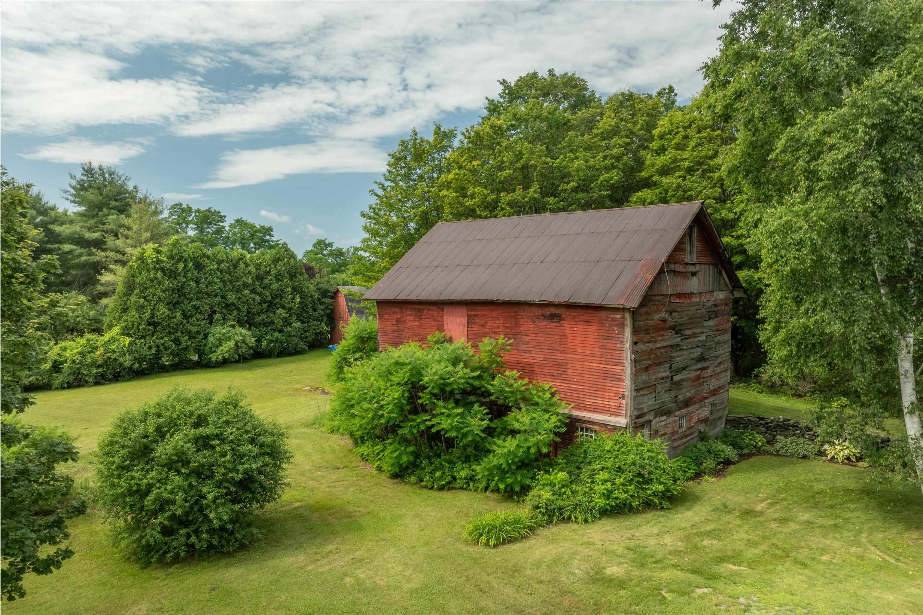 185 Crown Point Road Property Photo 8