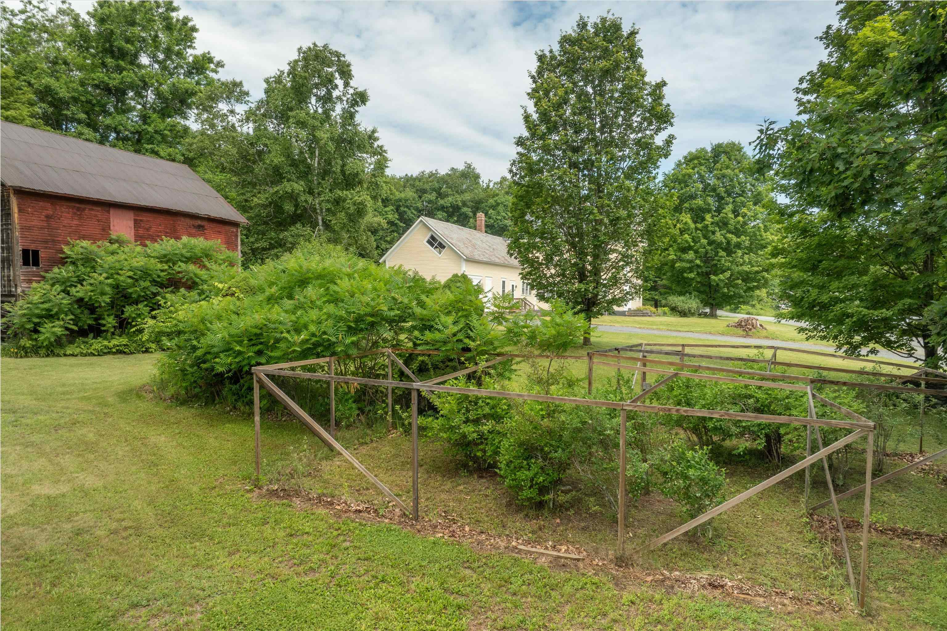 185 Crown Point Road Property Photo 9