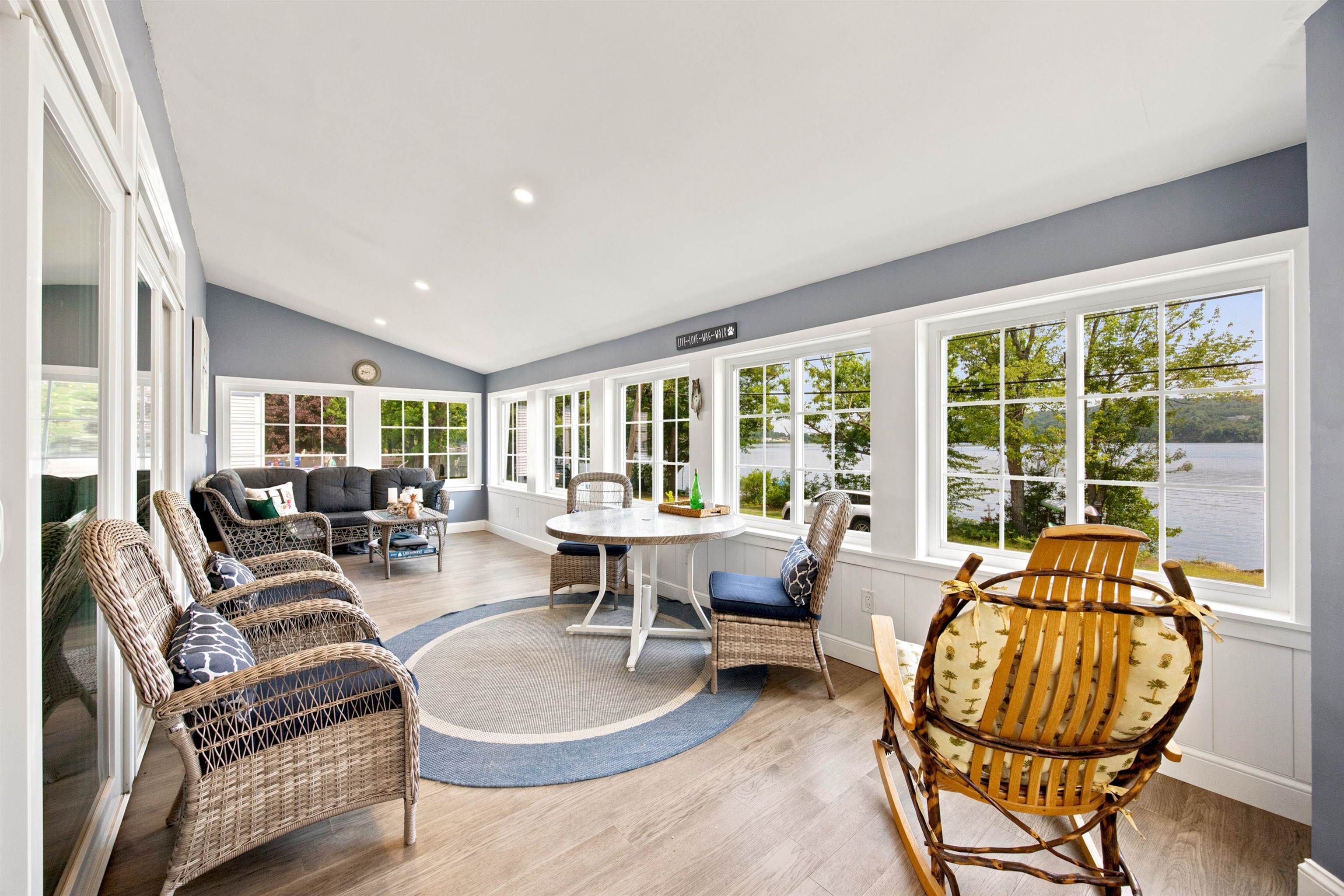 68 Edgewater Avenue Property Photo 8