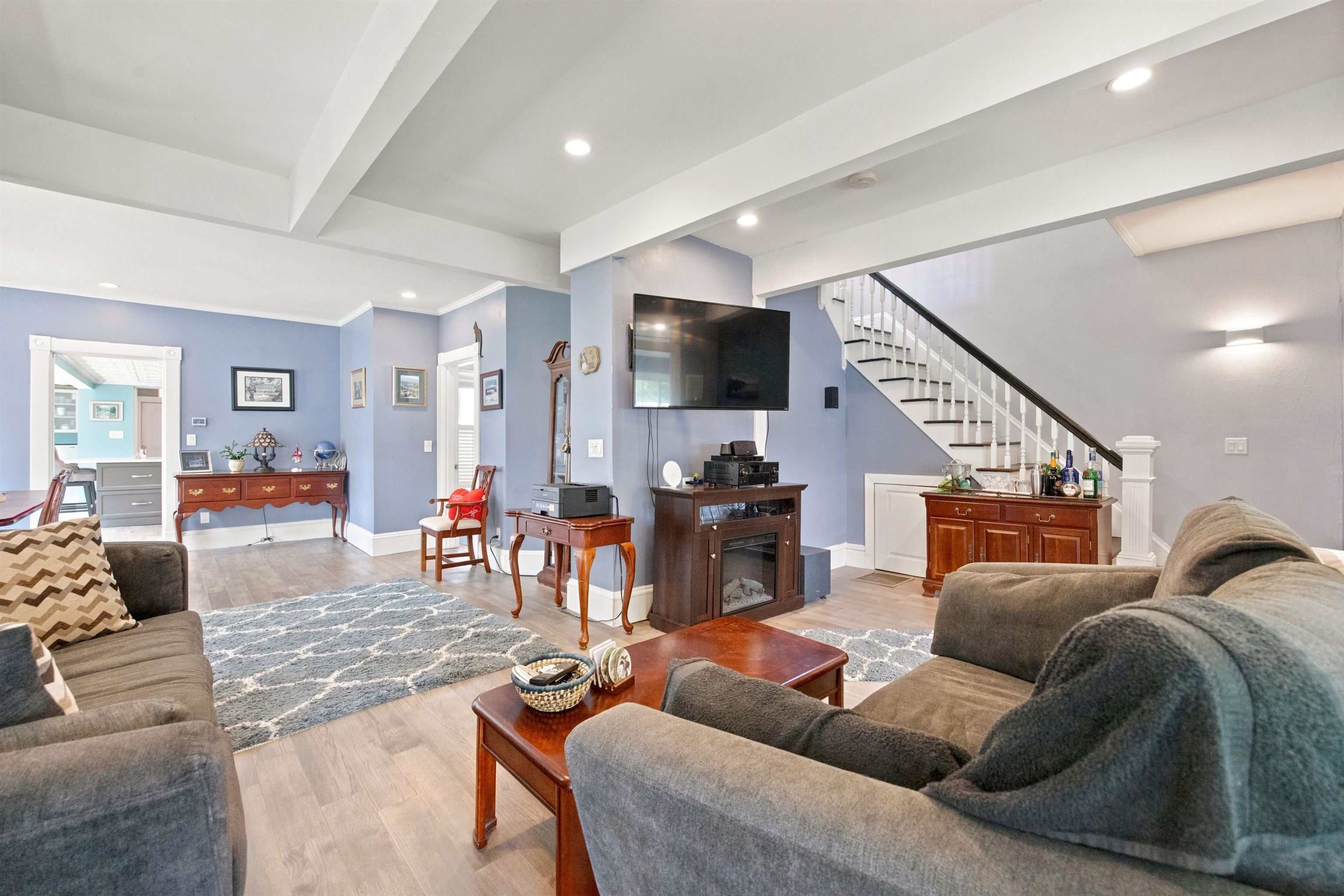 68 Edgewater Avenue Property Photo 11