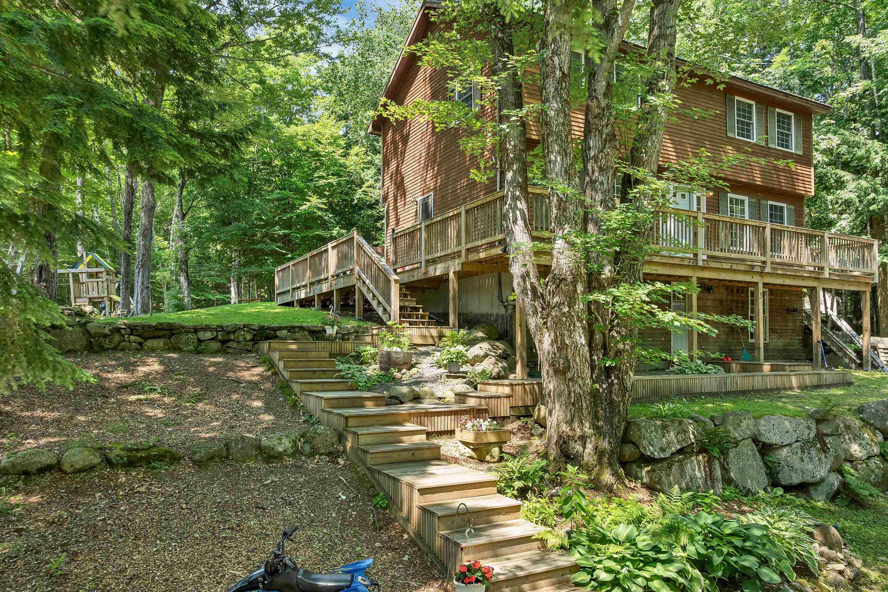 5 Downing Drive Property Photo 2
