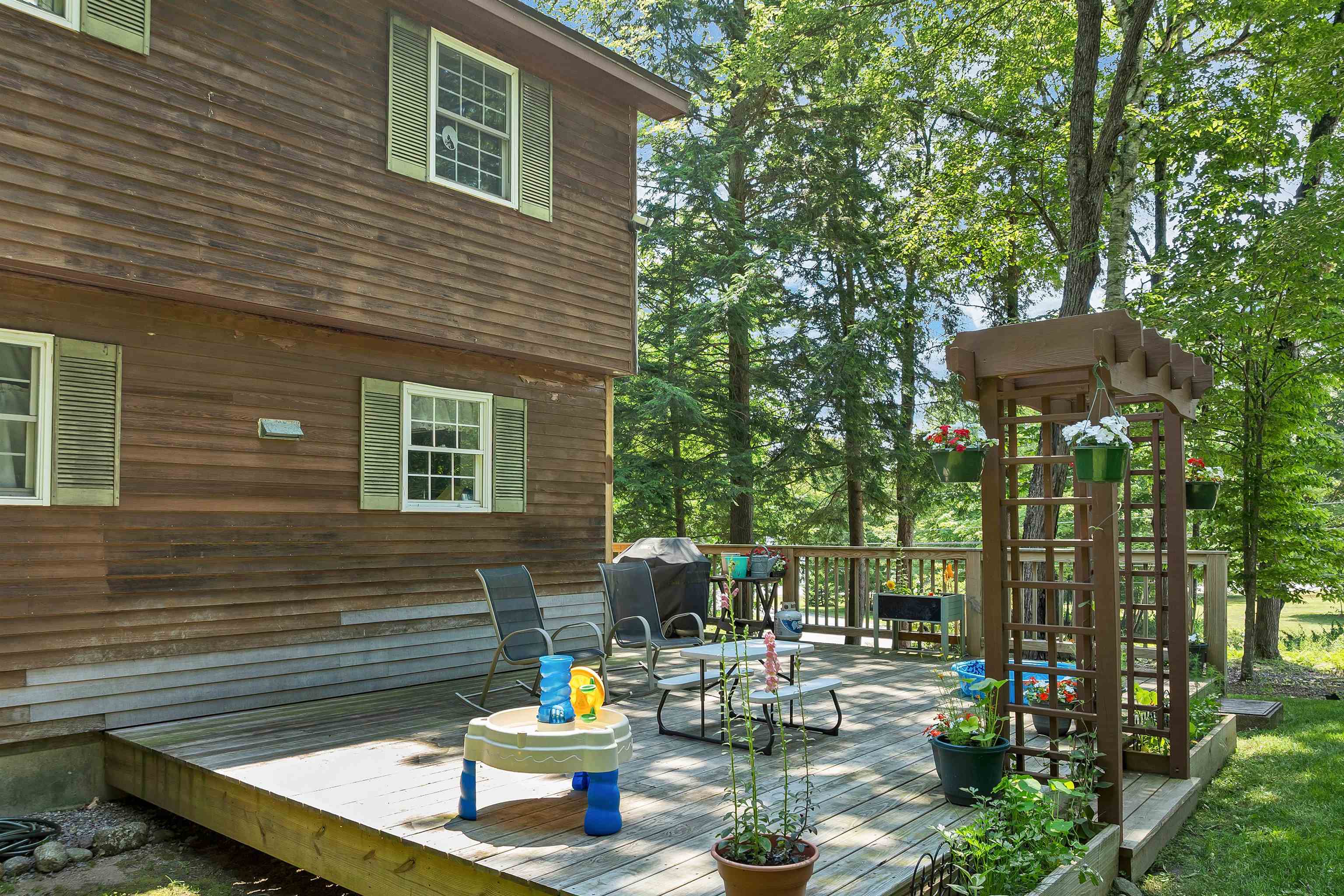 5 Downing Drive Property Photo 6