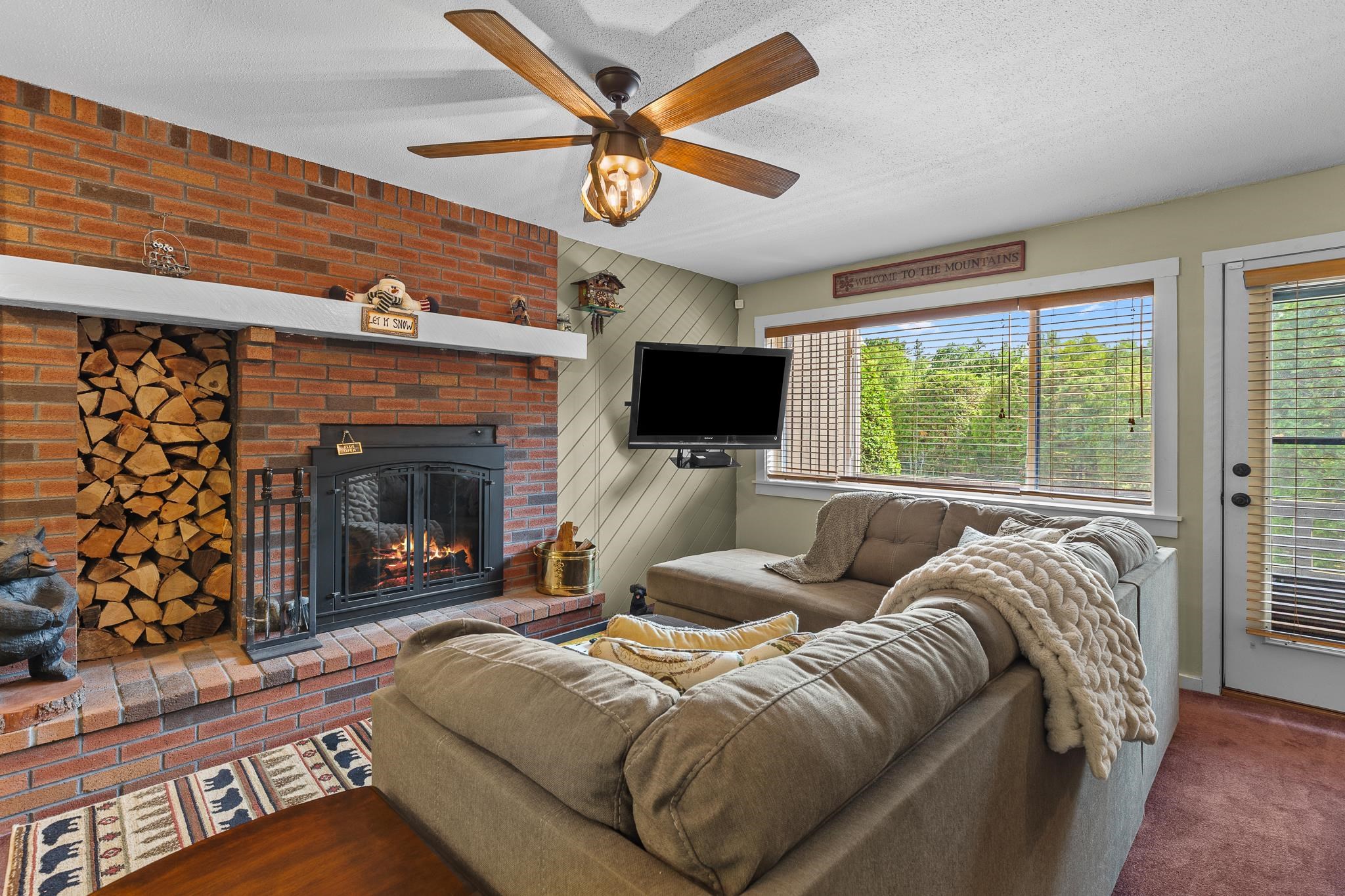 321 Moon Ridge Road Property Photo 3