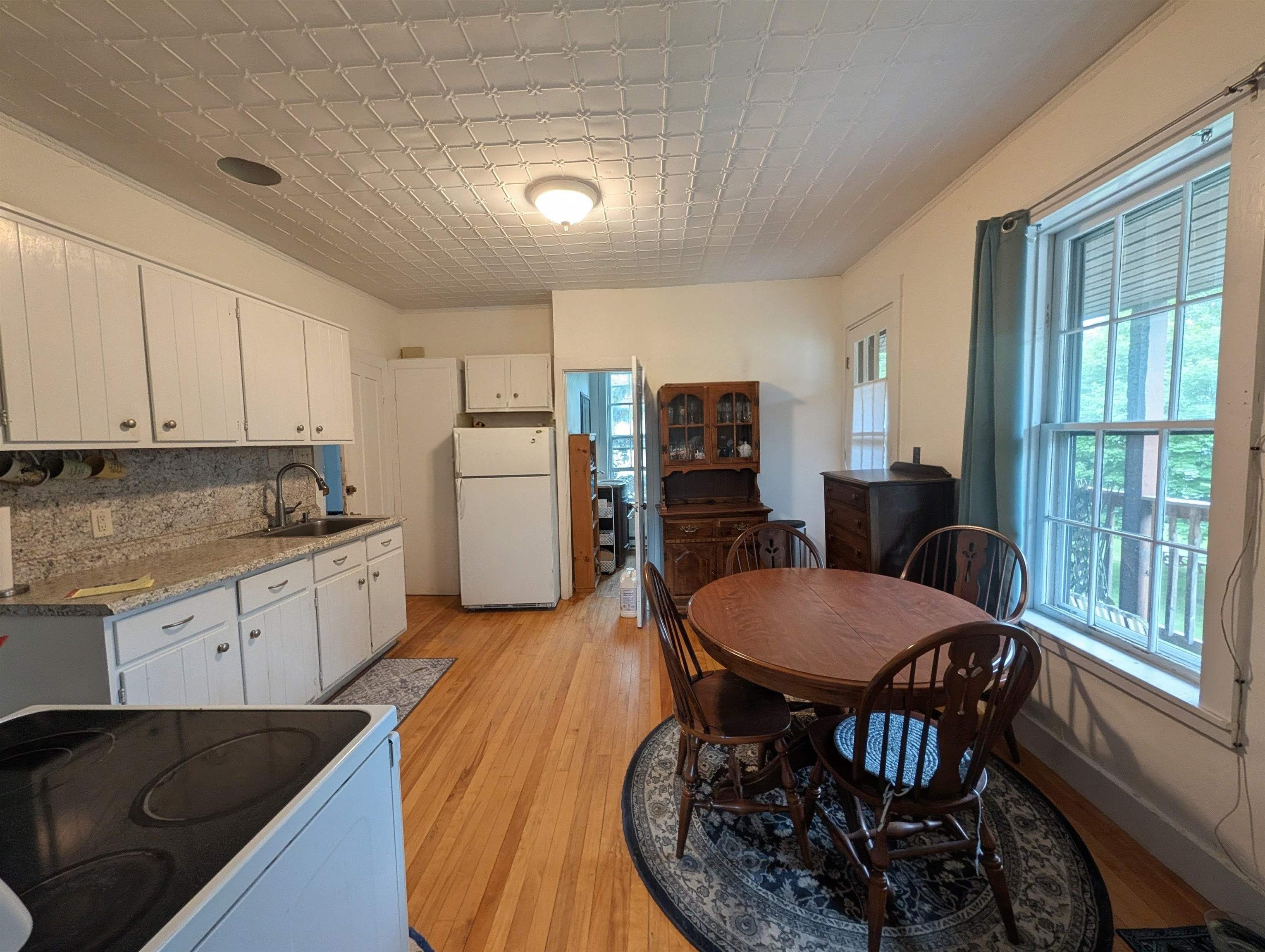 7 Park Street Property Photo 7