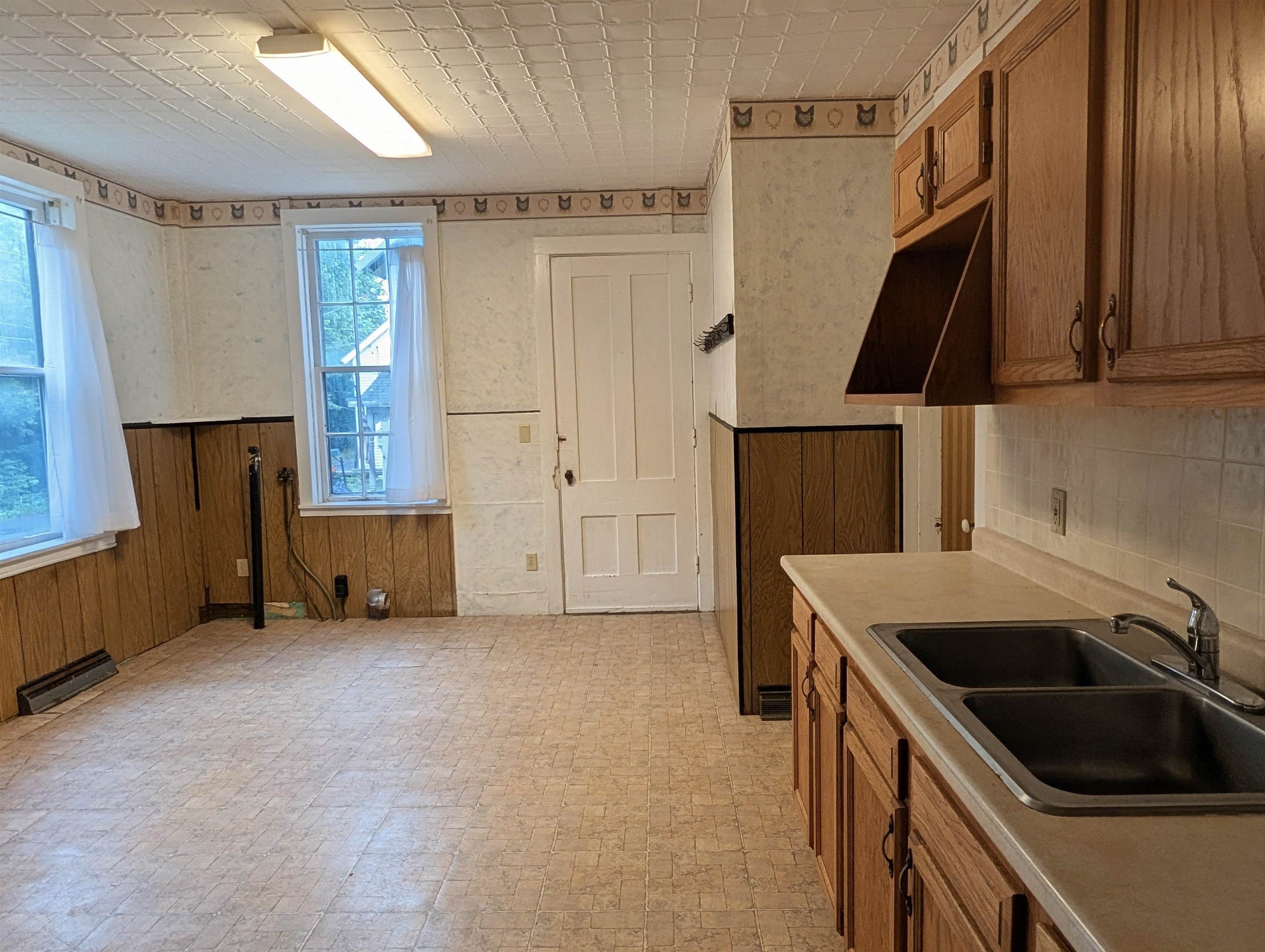 7 Park Street Property Photo 27