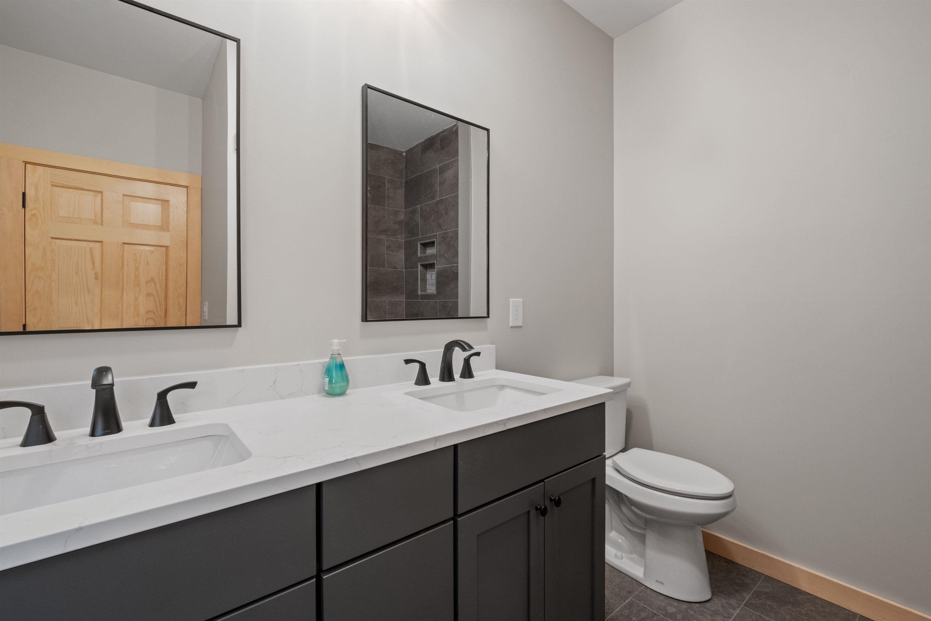 17 Landing Road Property Photo 10