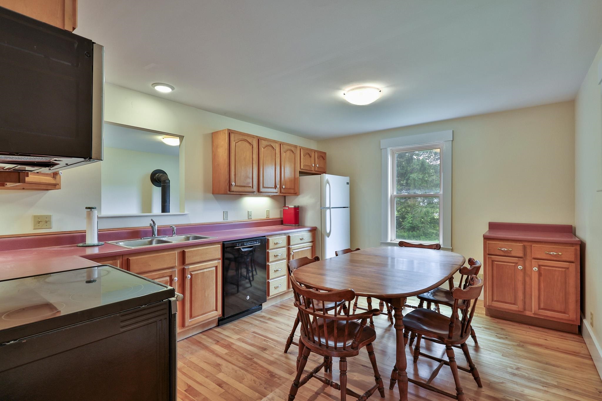 71 State Garage Road Property Photo 5