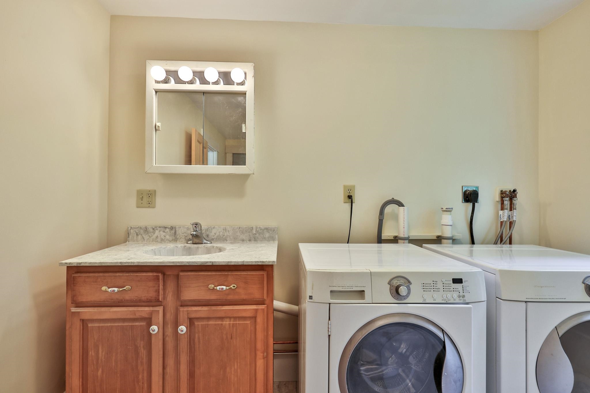 71 State Garage Road Property Photo 13