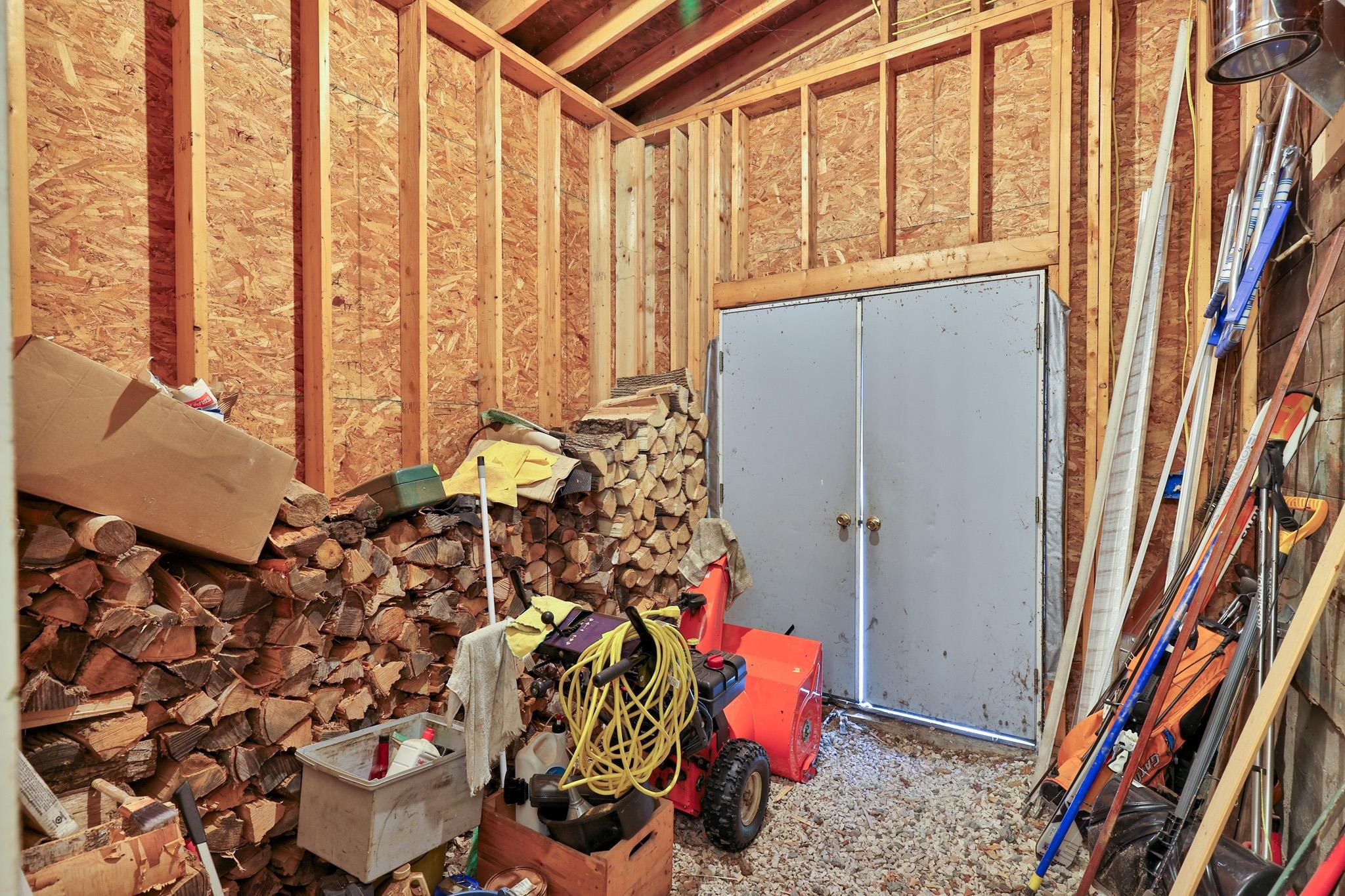71 State Garage Road Property Photo 14