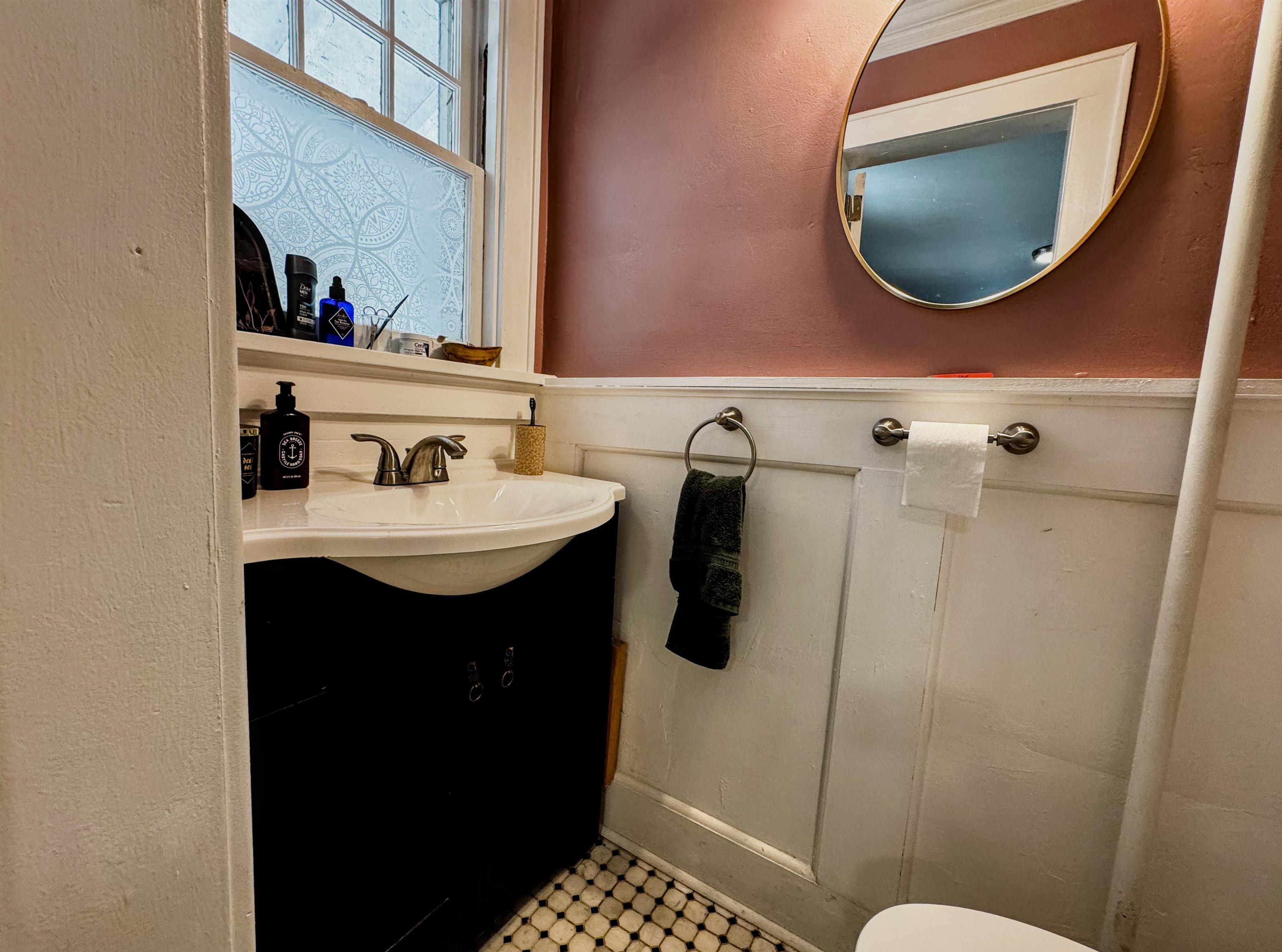 305 Weeks Street Property Photo 25