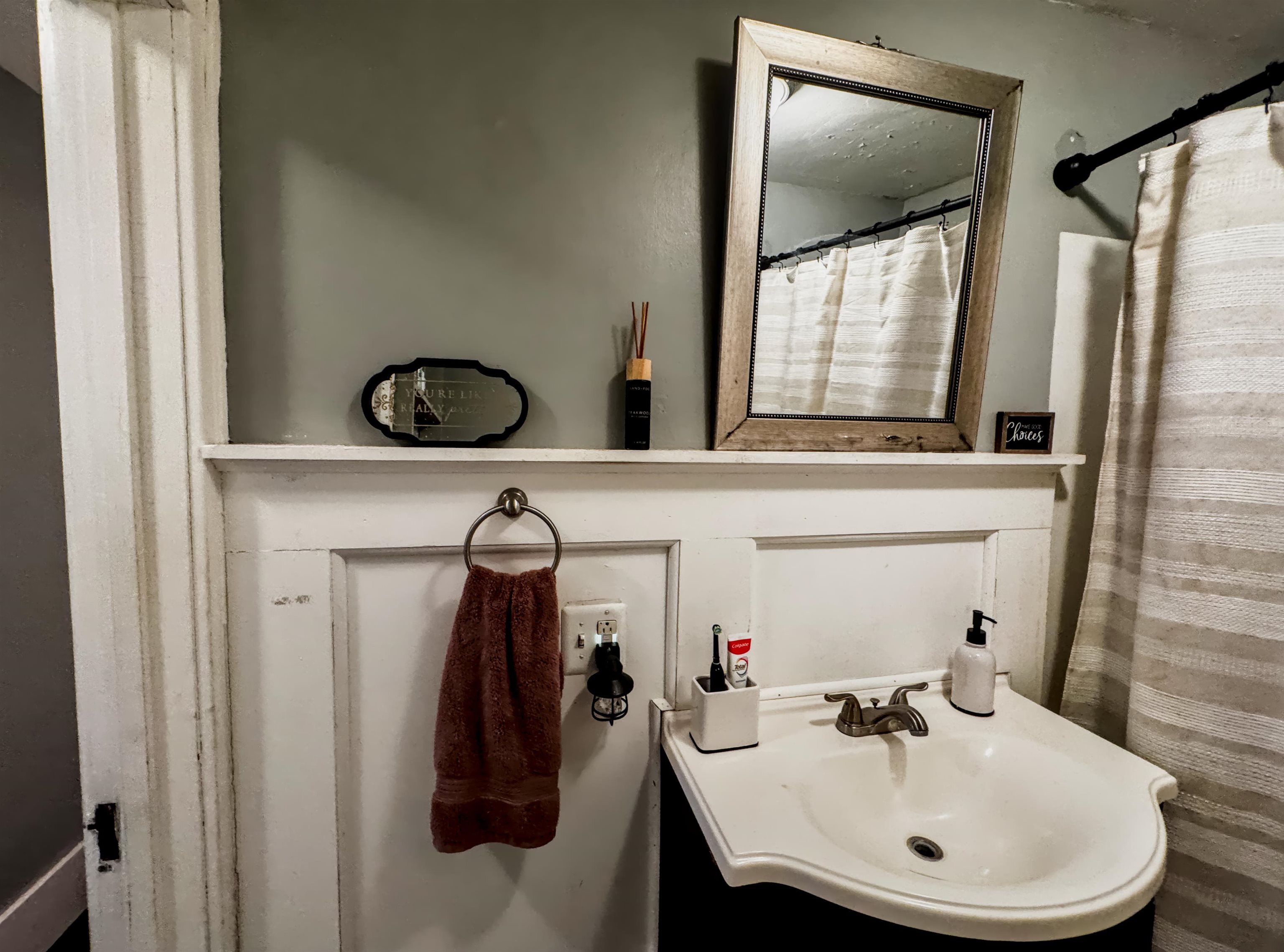 305 Weeks Street Property Photo 39