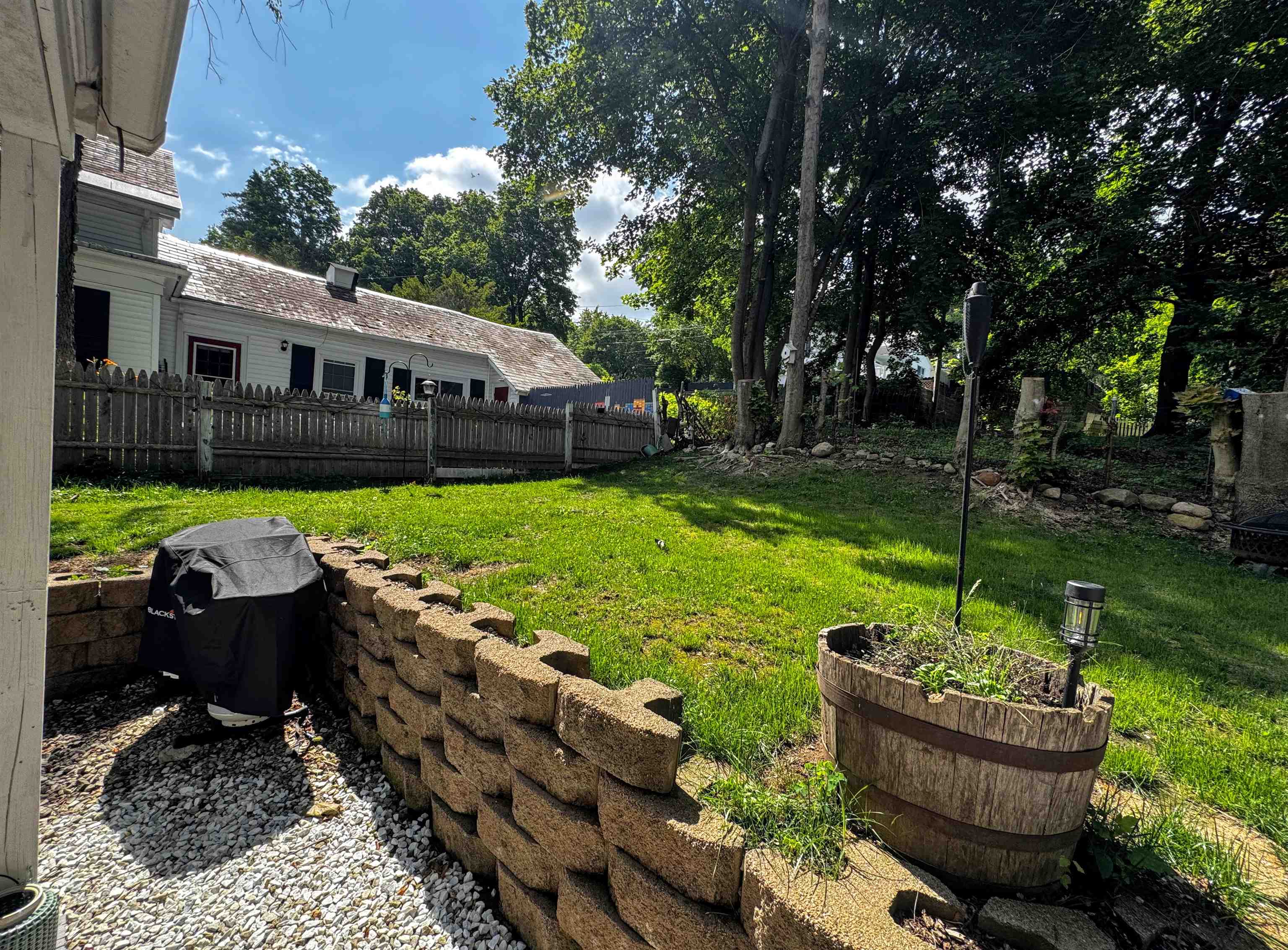 305 Weeks Street Property Photo 48