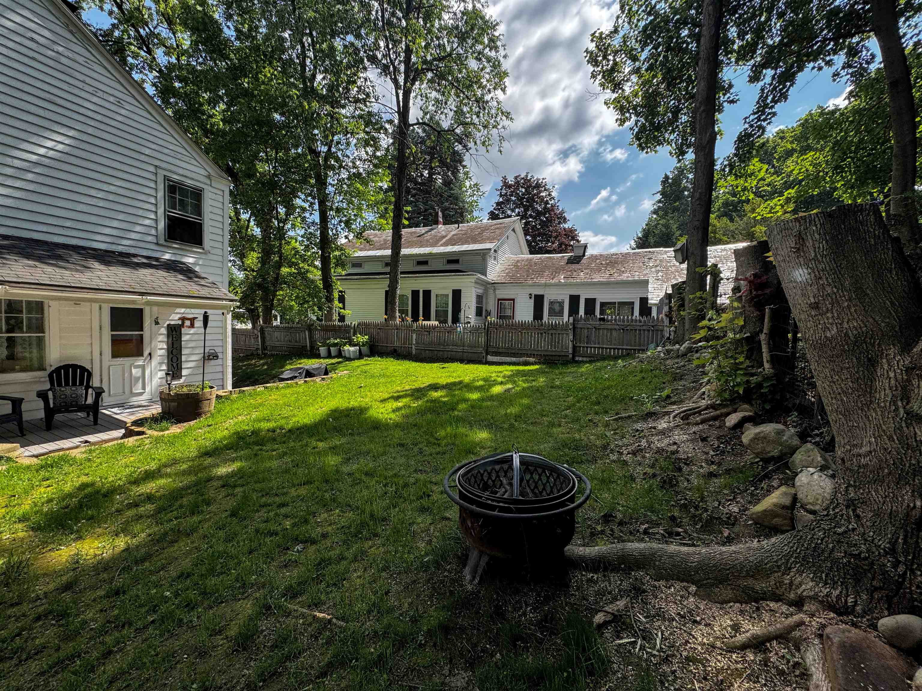 305 Weeks Street Property Photo 50