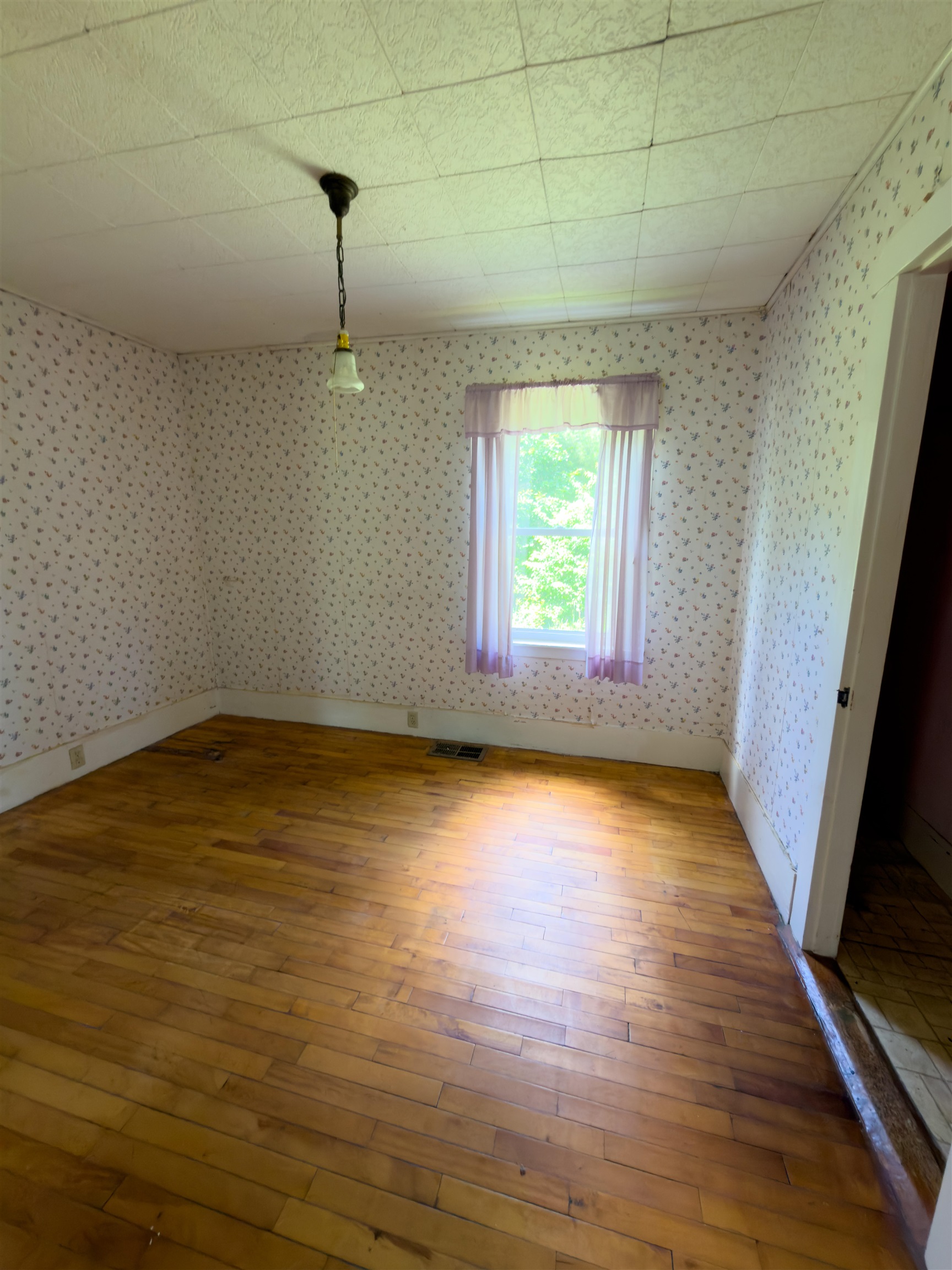 1275 Old Route 25 Road Property Photo 14