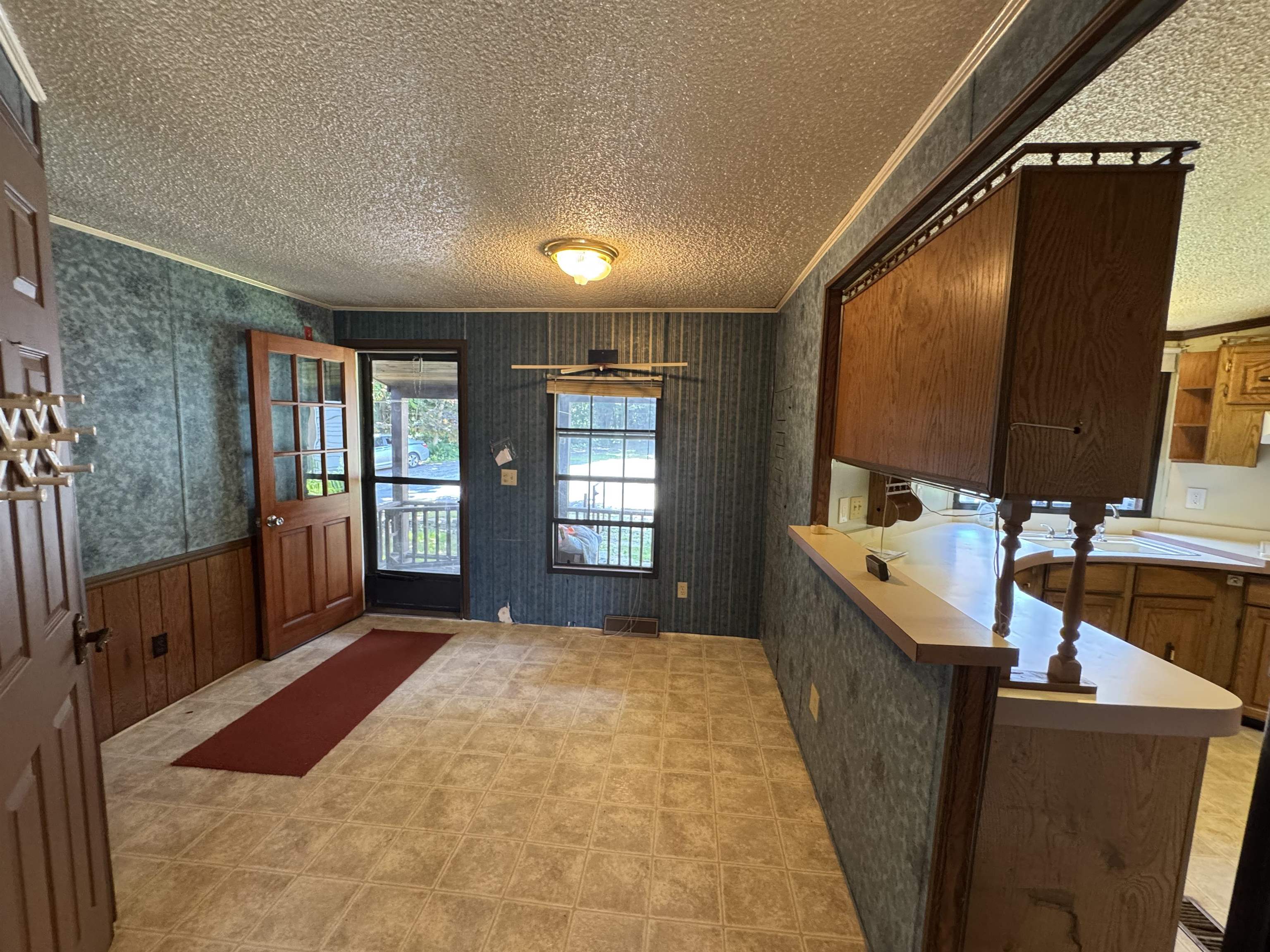 5 Camelot Drive Property Photo 10