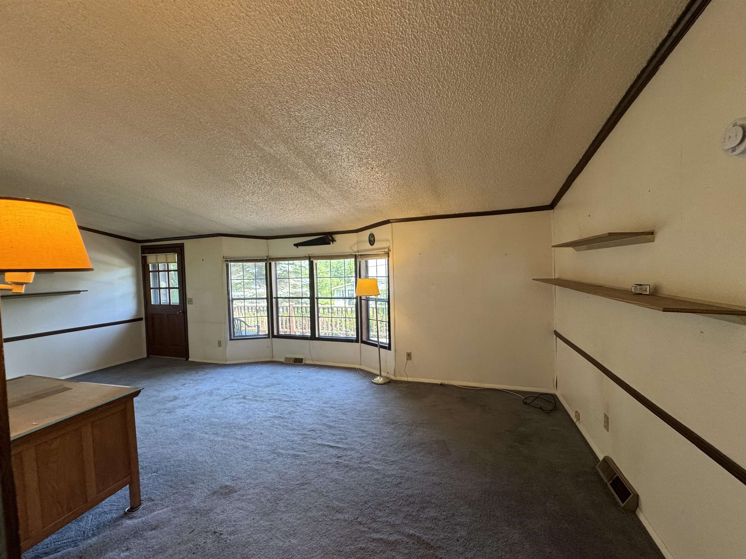 5 Camelot Drive Property Photo 15