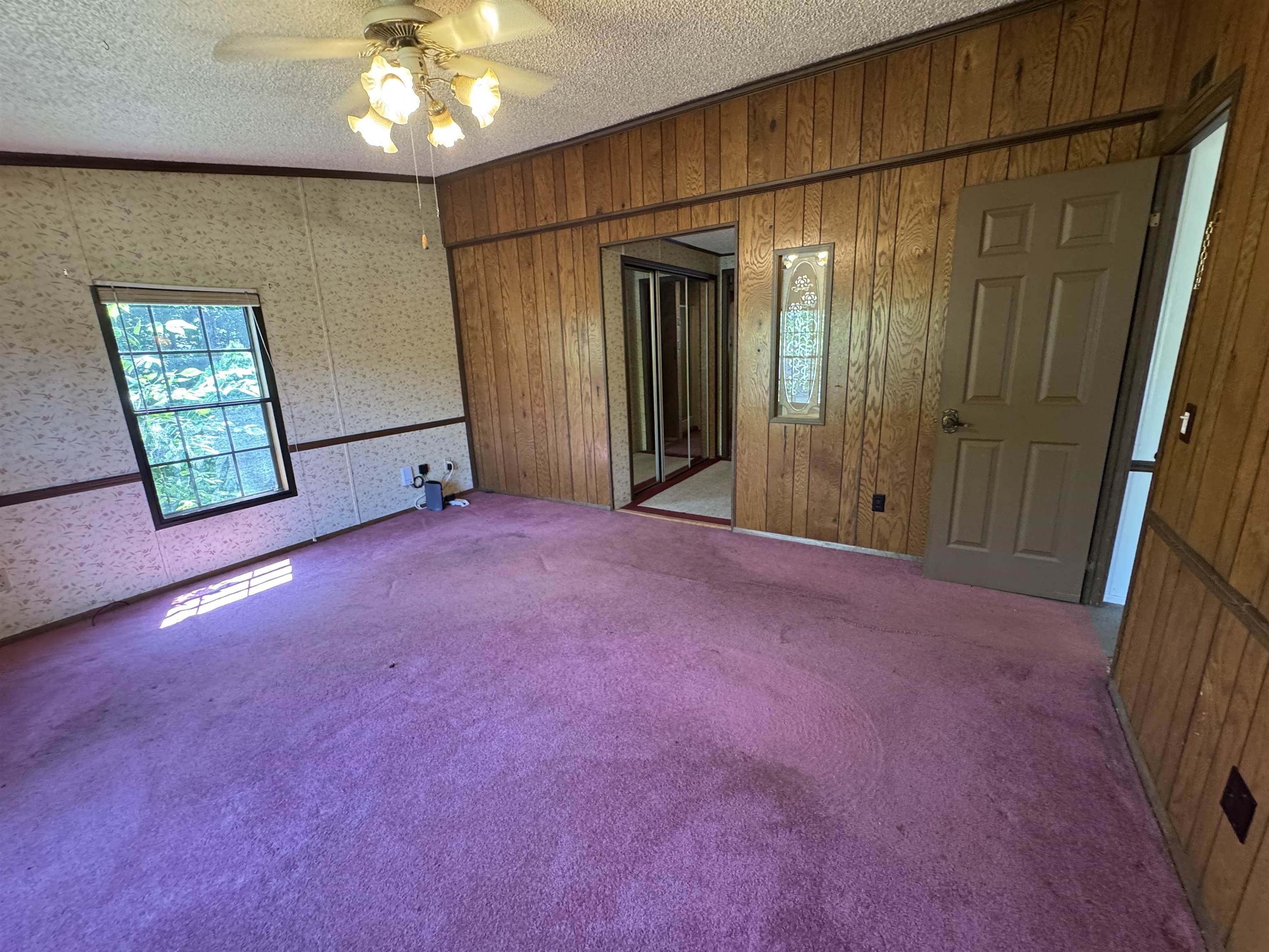 5 Camelot Drive Property Photo 19