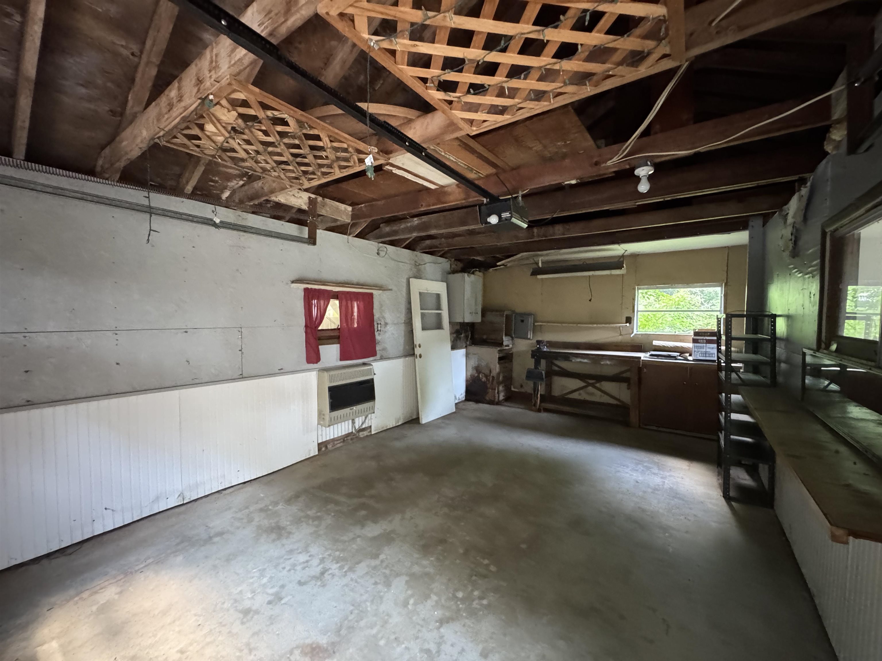 5 Camelot Drive Property Photo 33