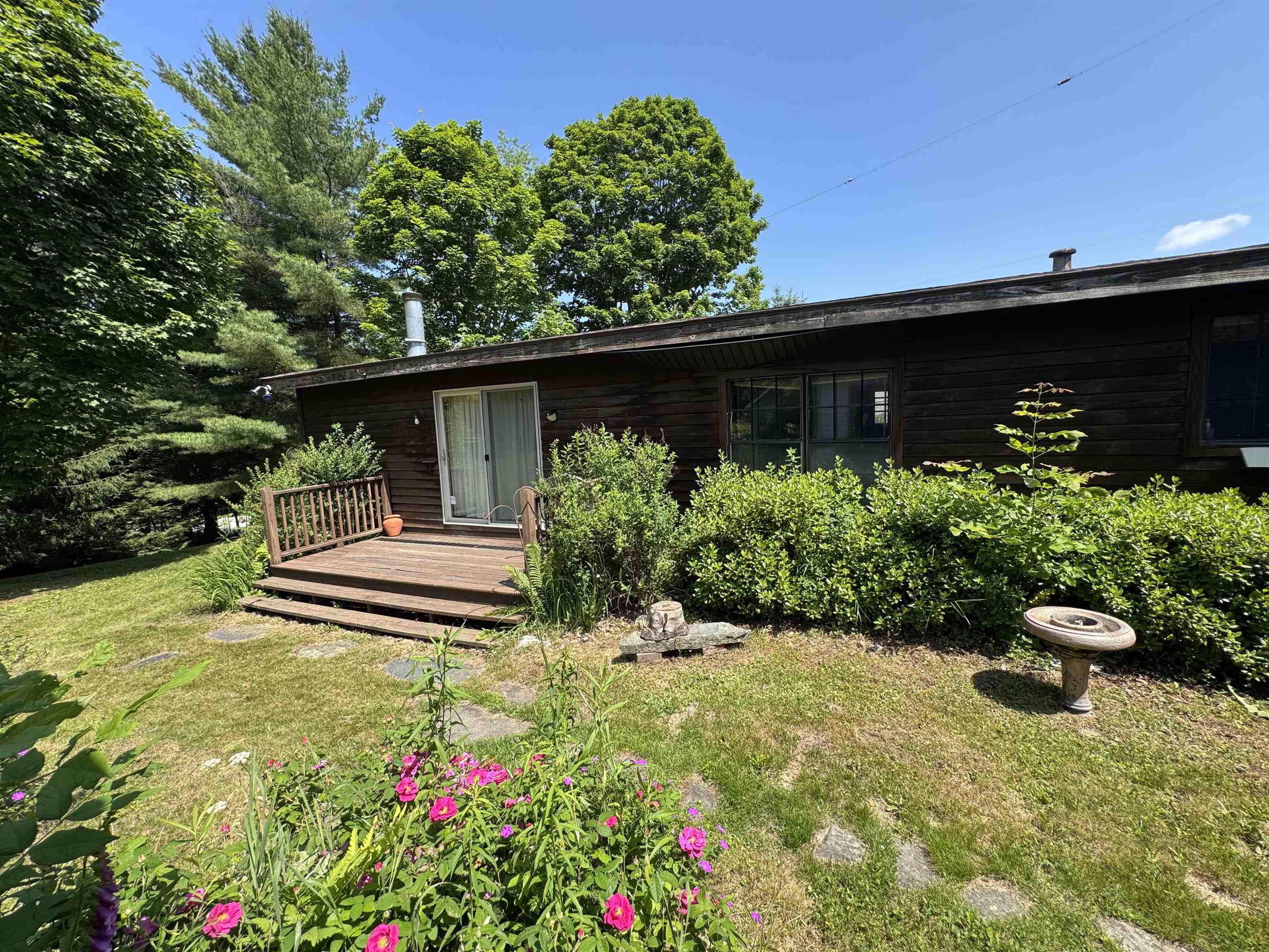 5 Camelot Drive Property Photo 45