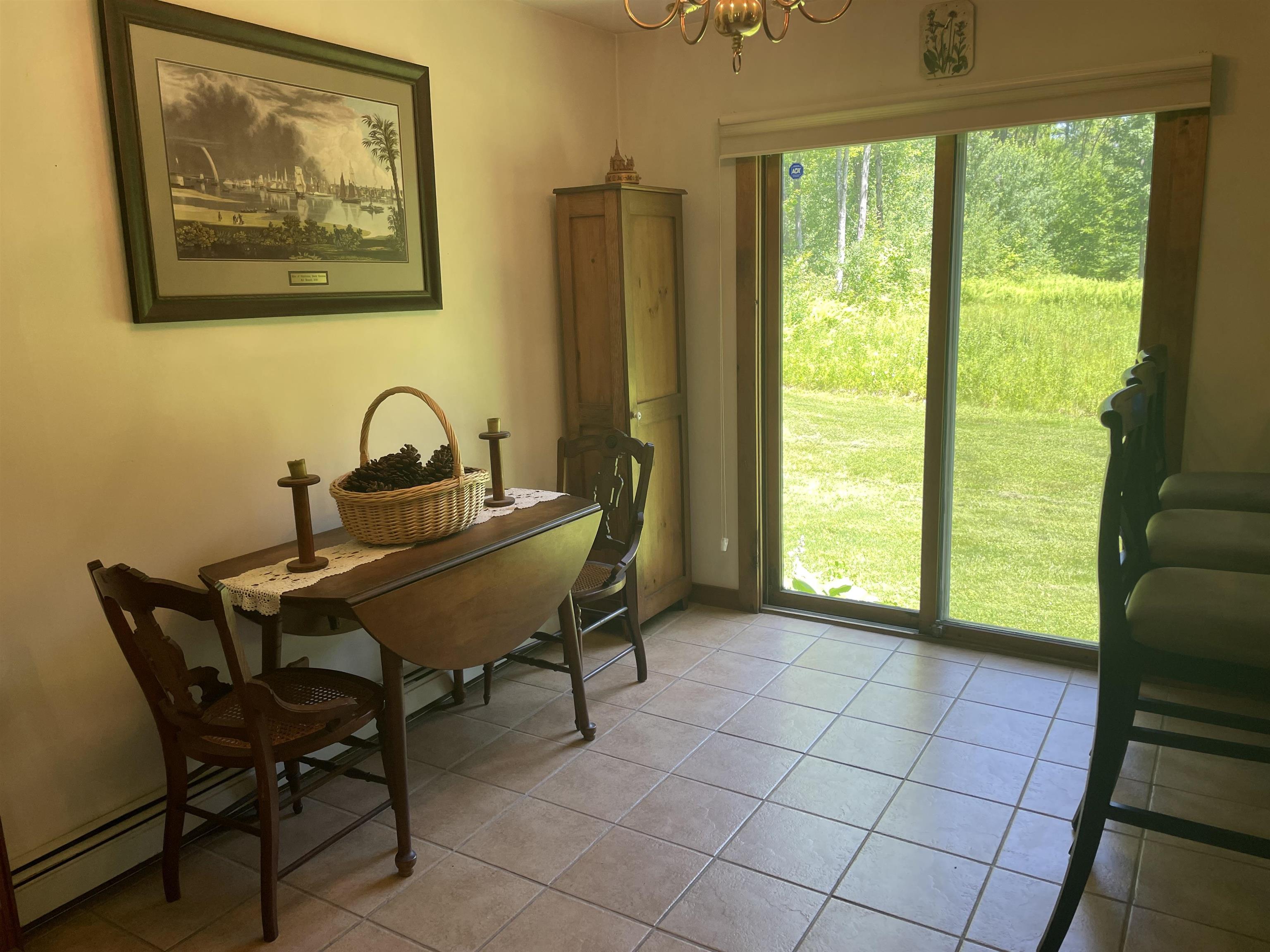 1408 Hatch School Road Property Photo 10