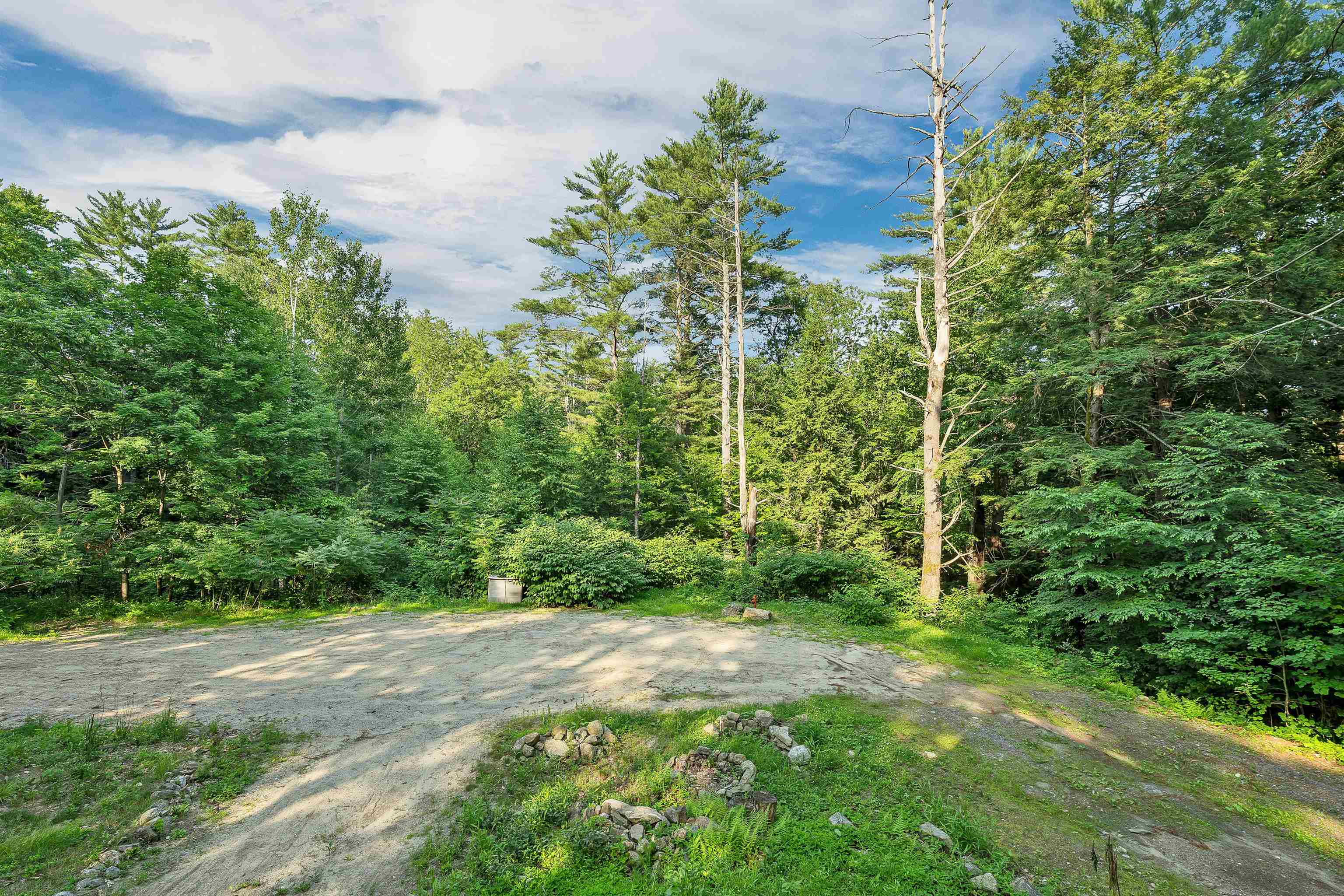 21 Birch Tree Lane Property Photo 28