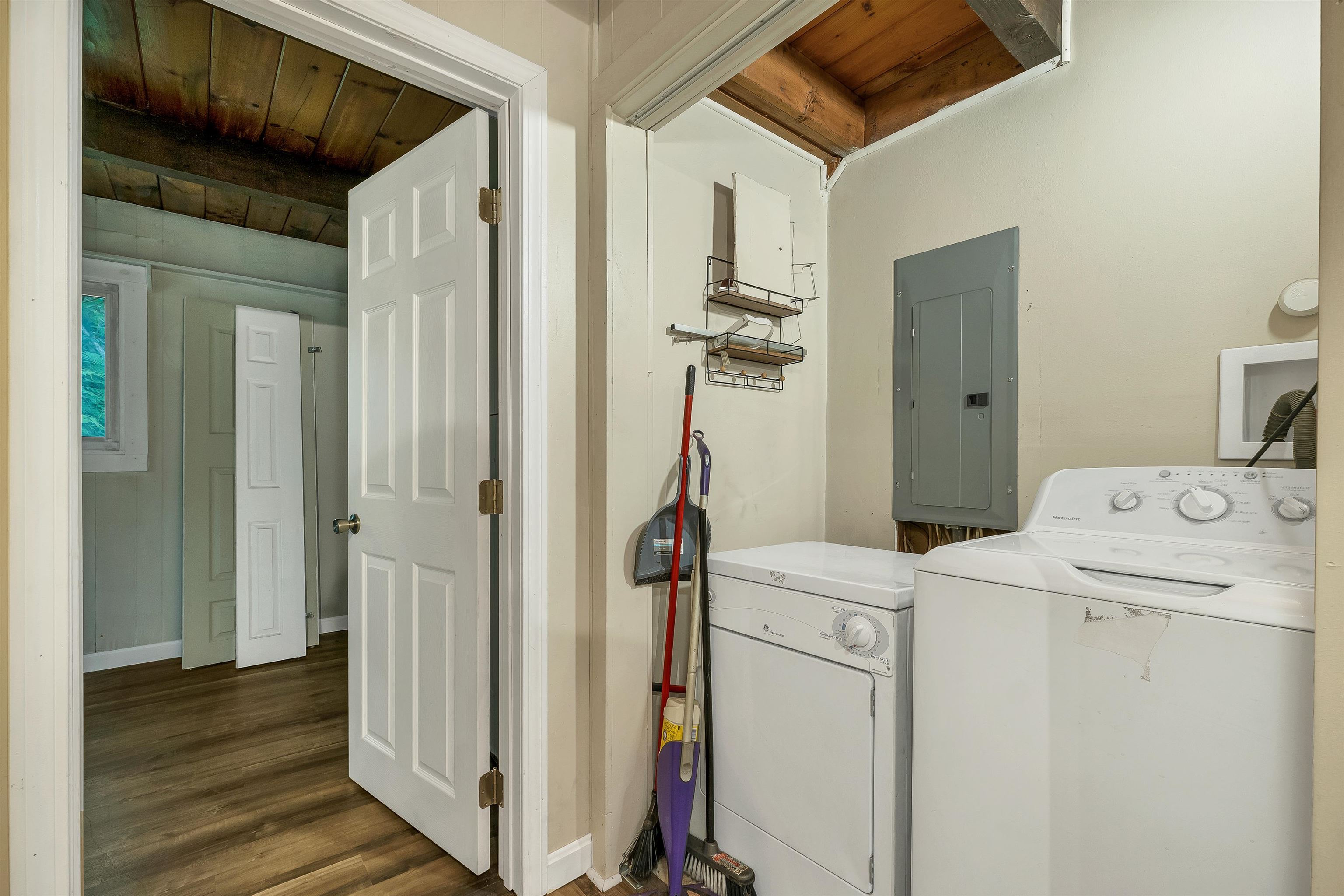 21 Birch Tree Lane Property Photo 44