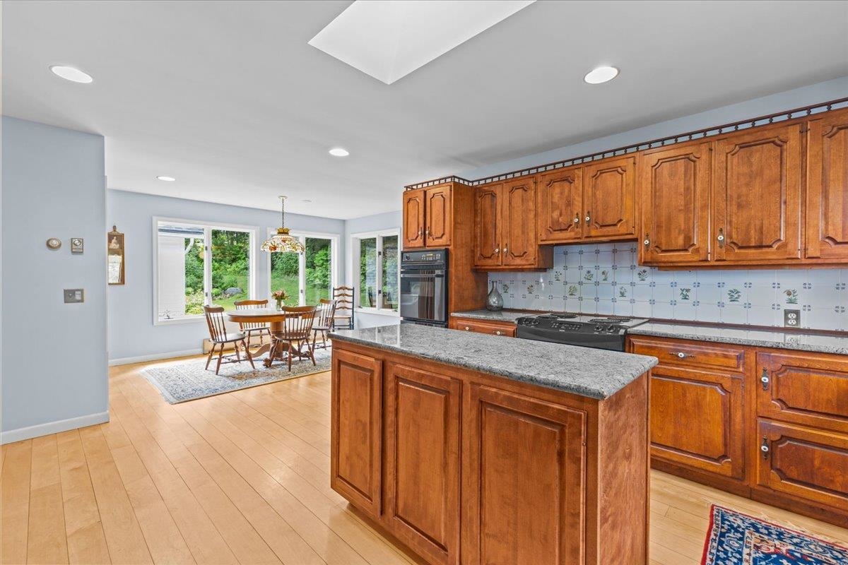 96 Sunset Street Property Photo 29