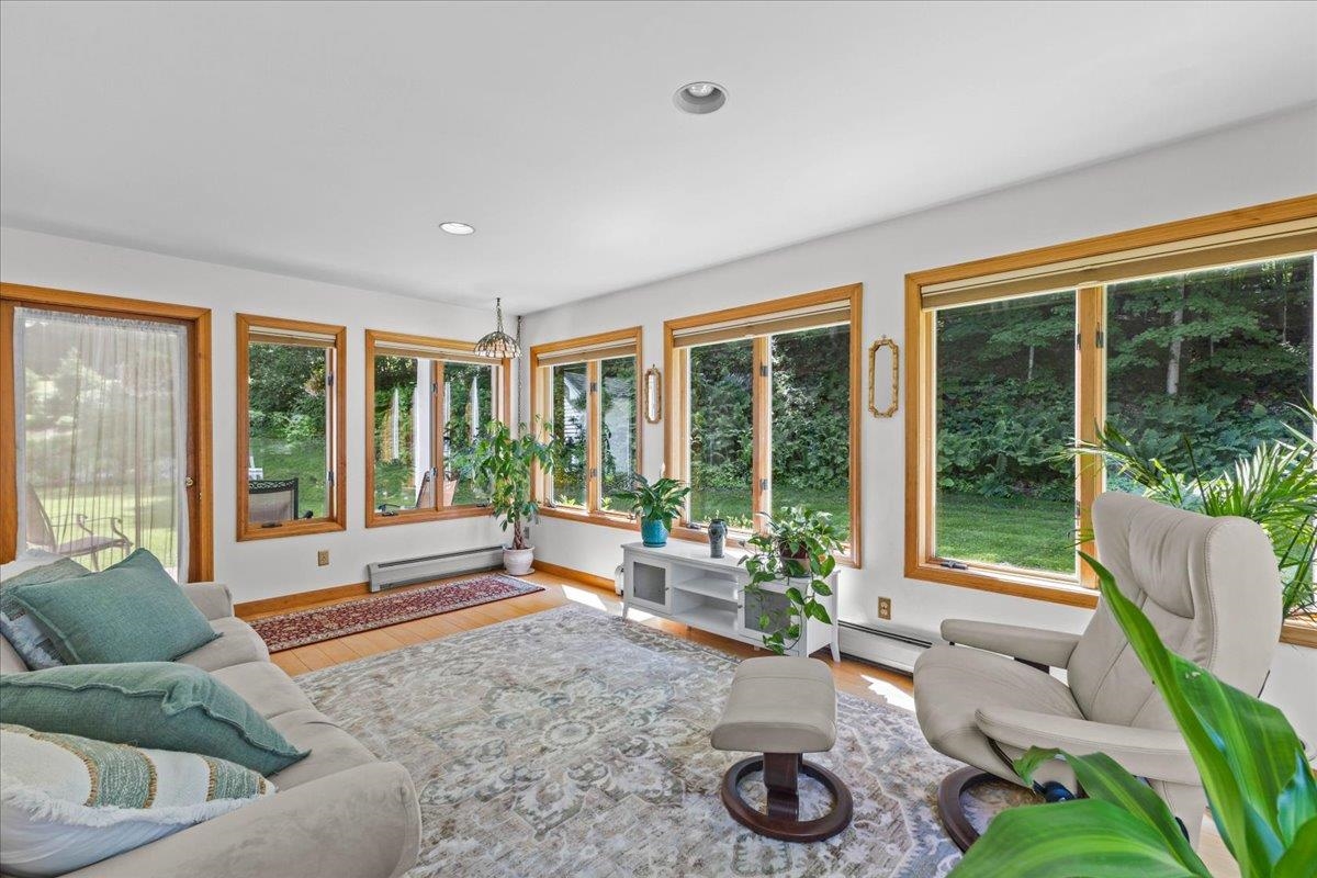96 Sunset Street Property Photo 33