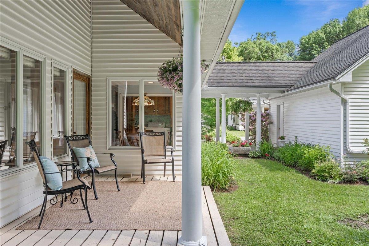 96 Sunset Street Property Photo 35
