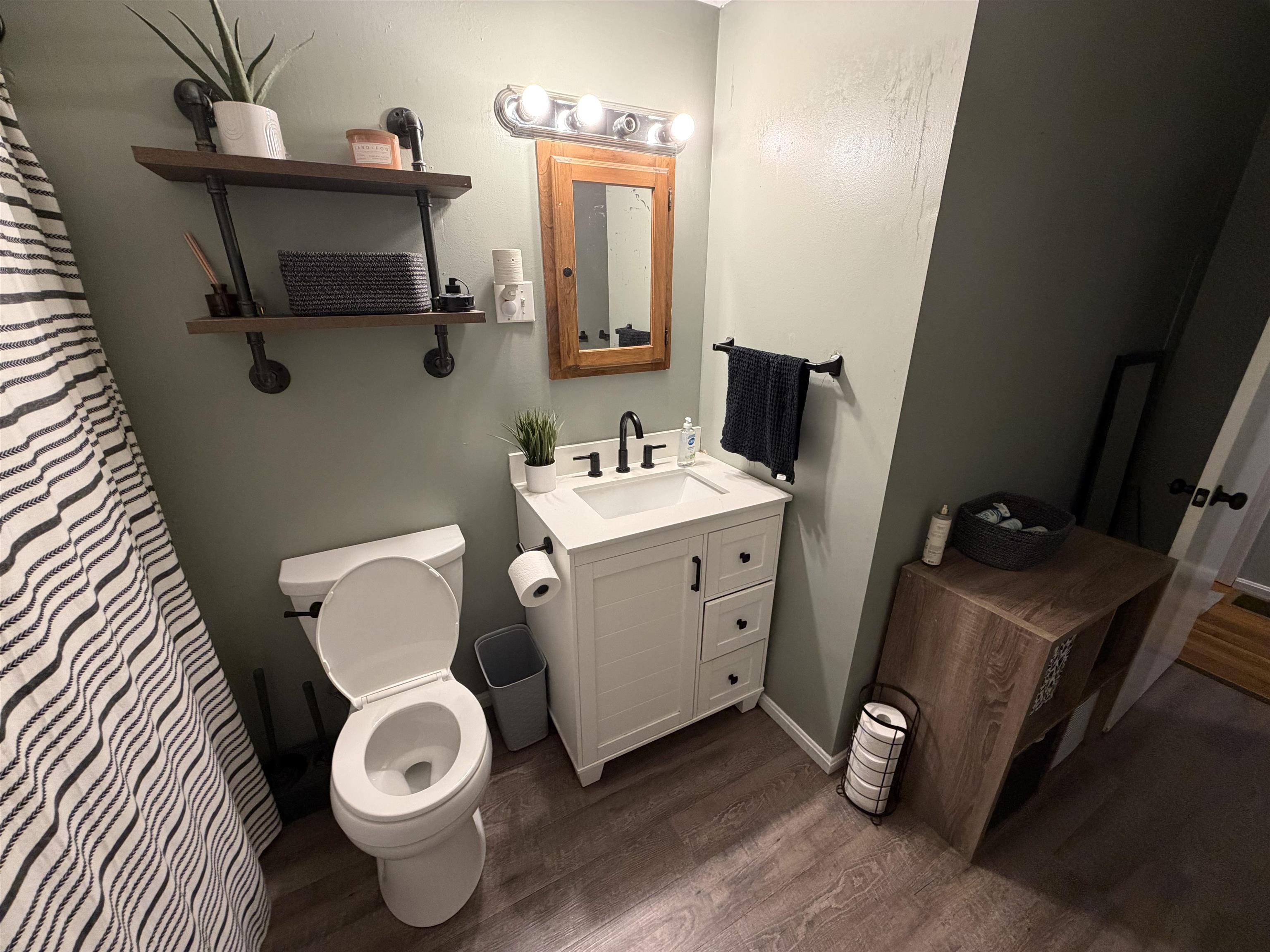 65 Pleasant Street Property Photo 7