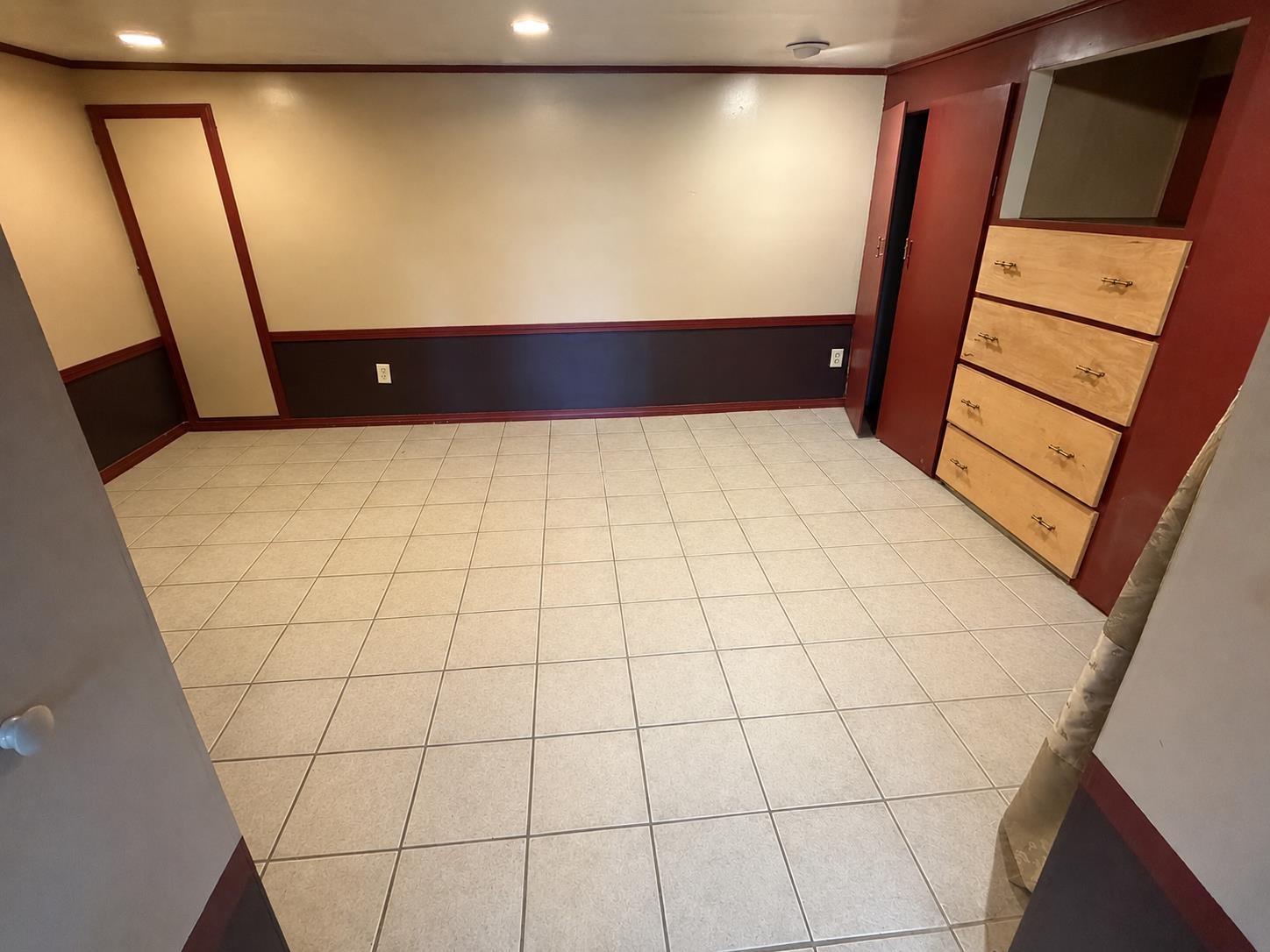 65 Pleasant Street Property Photo 12