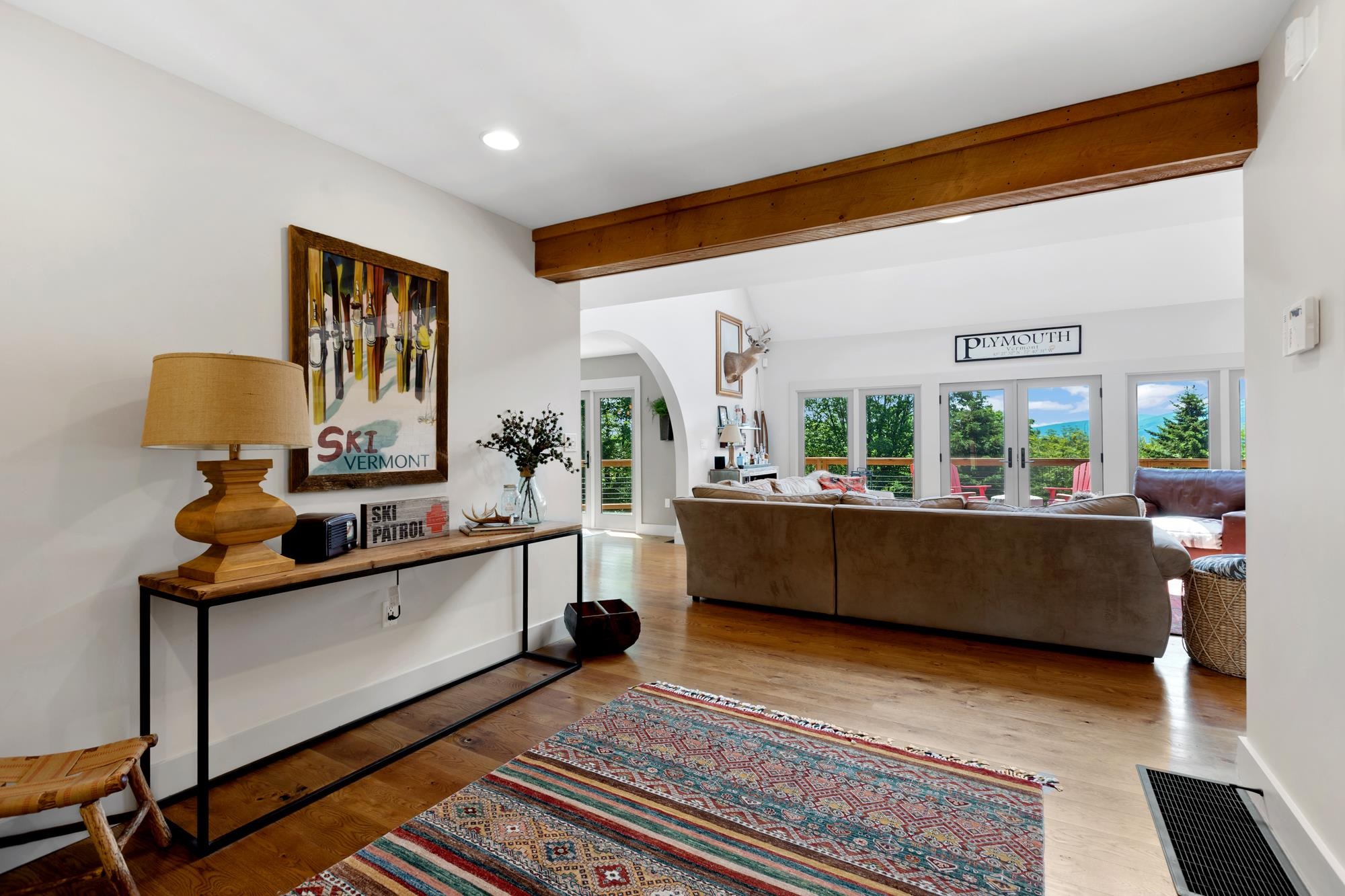 476 Dix Hill Property Photo 8