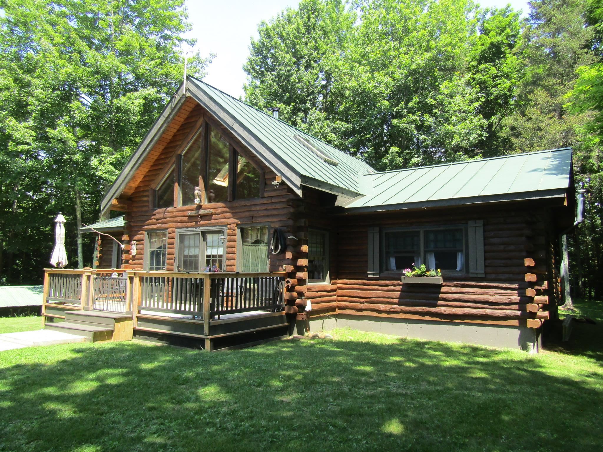 21 Pine Grove Lane Property Photo 1